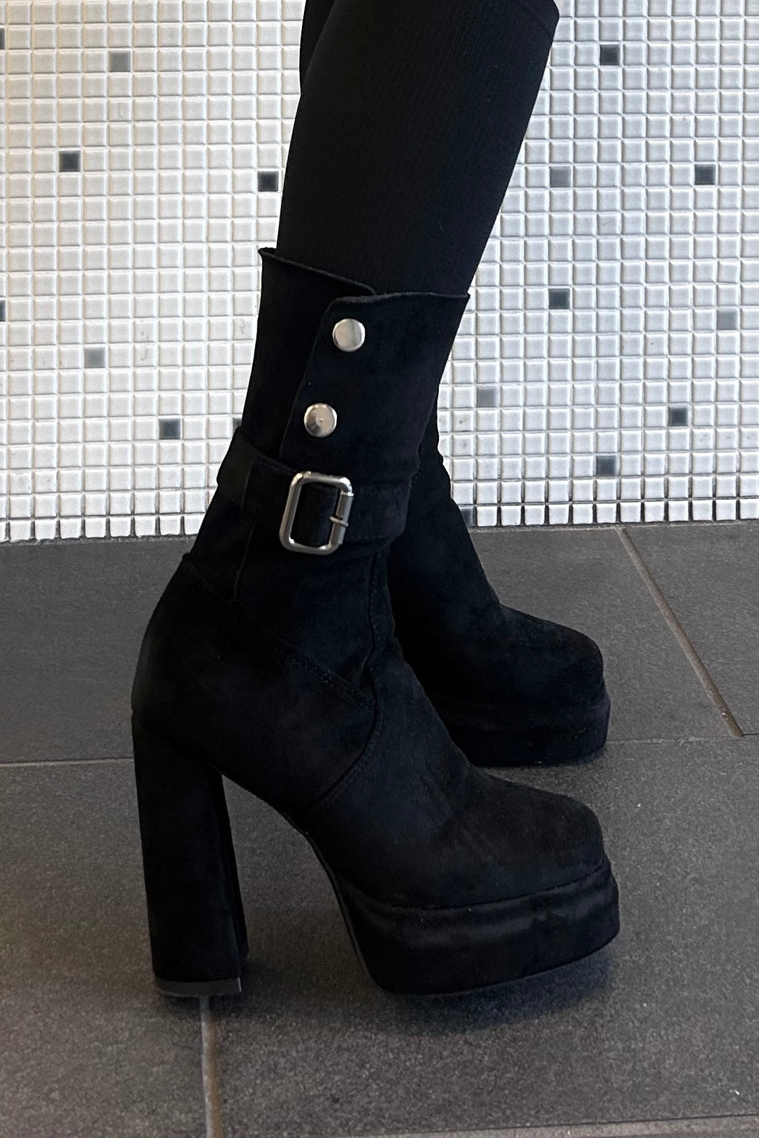 バックルヒールブーツ KR13189