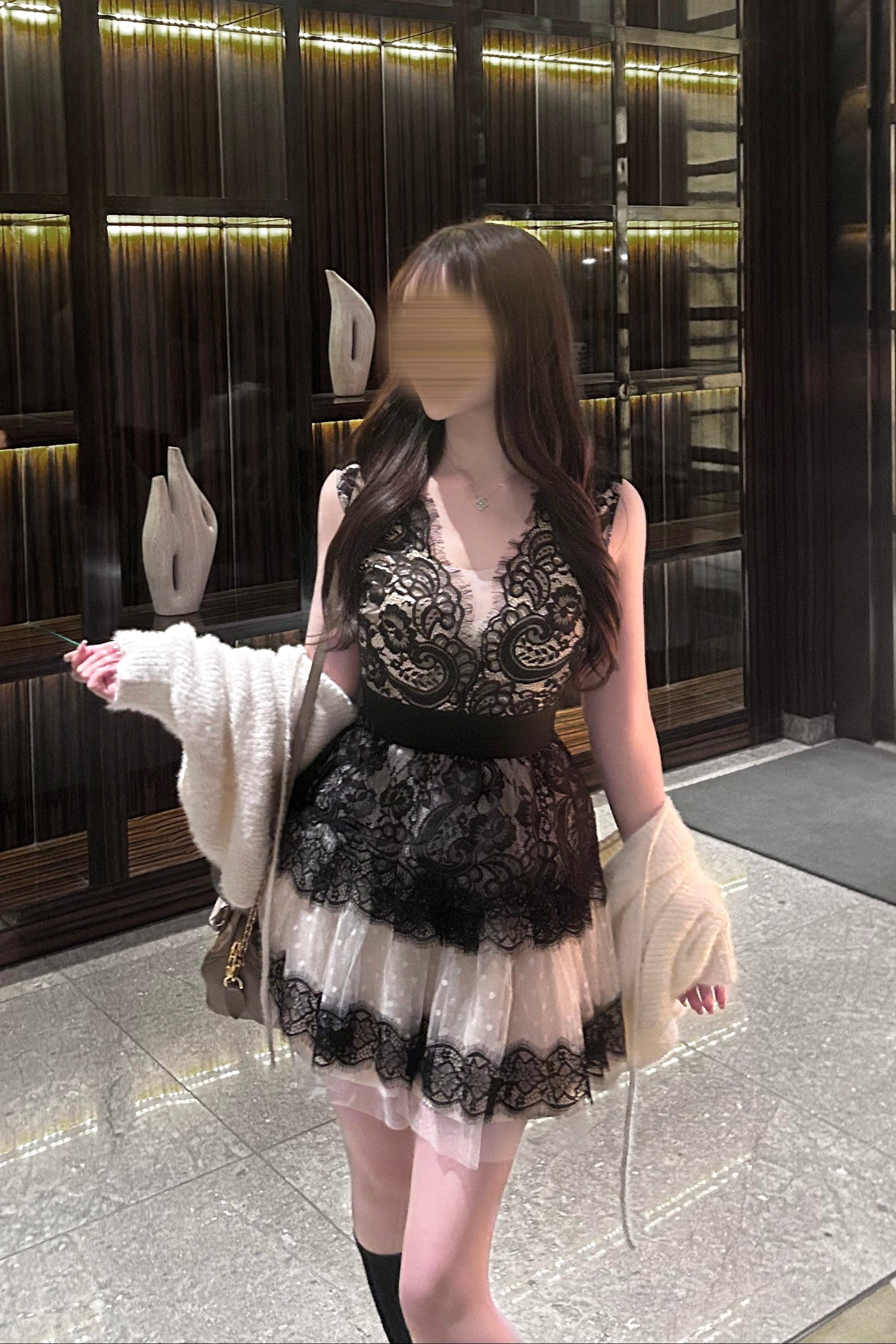 Vネックフラワーレースワンピース KR14679