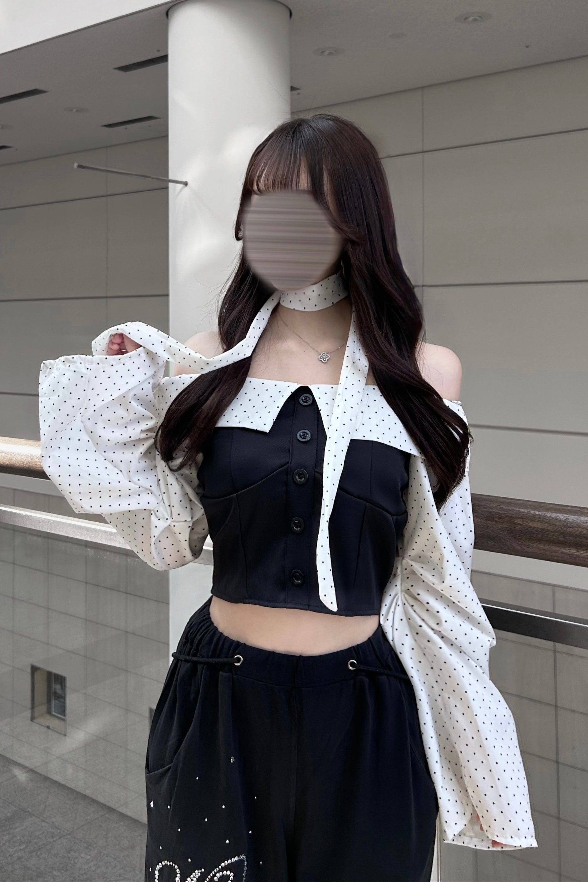 ドットオフショルトップス KR14118