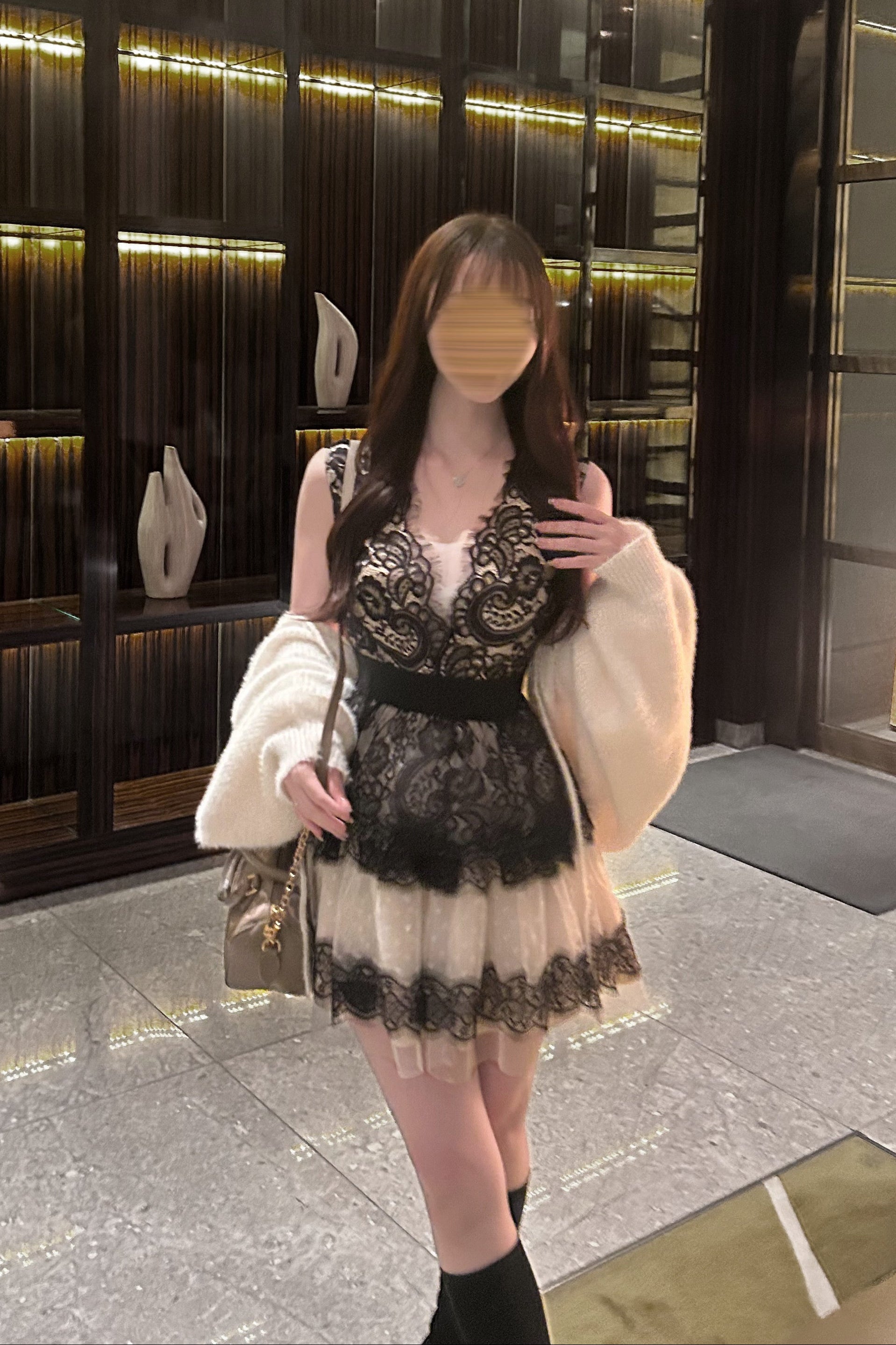 Vネックフラワーレースワンピース KR14679