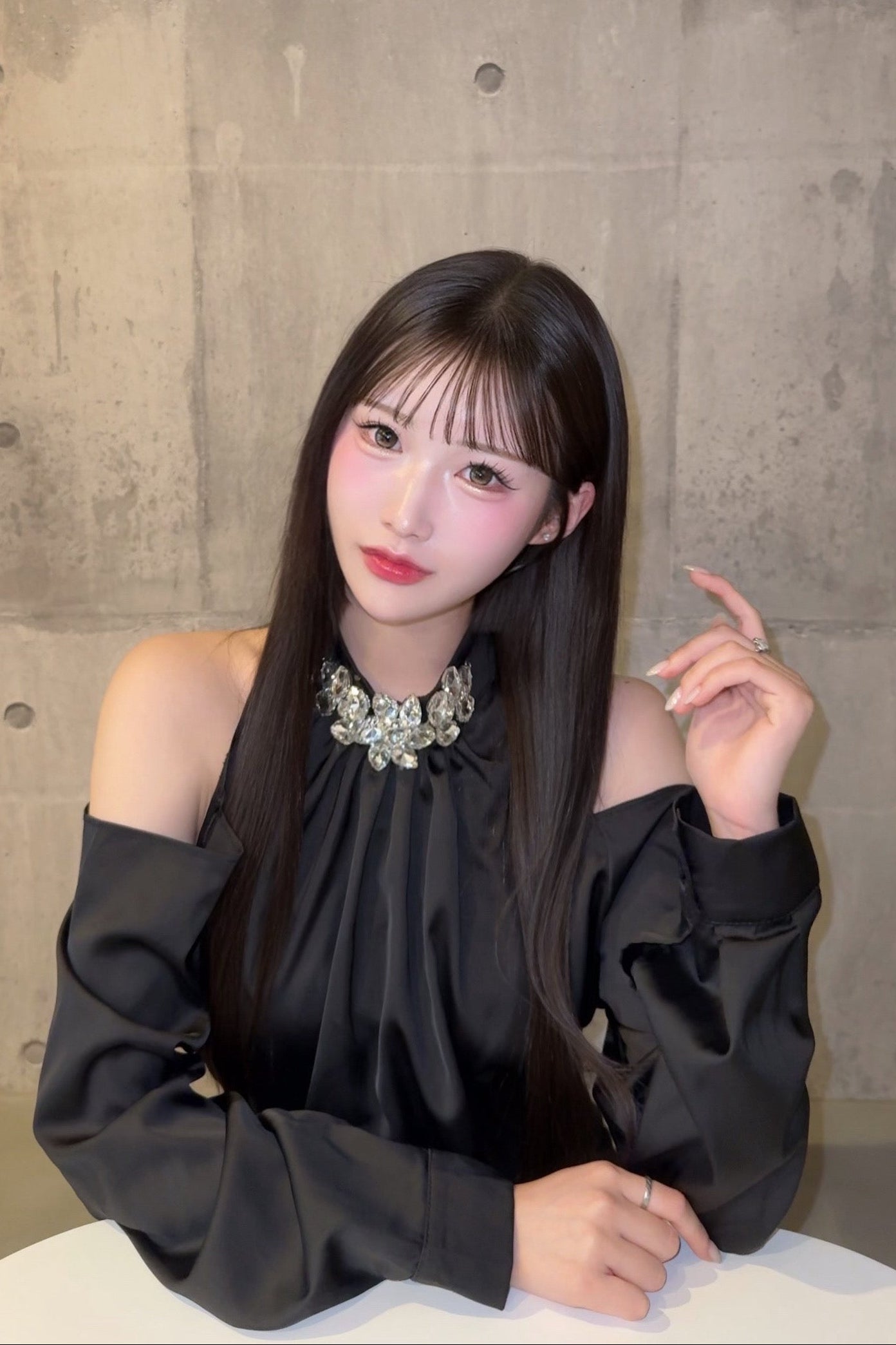 ホルターネックビジュ―オープンショルダーシャツ KR14429