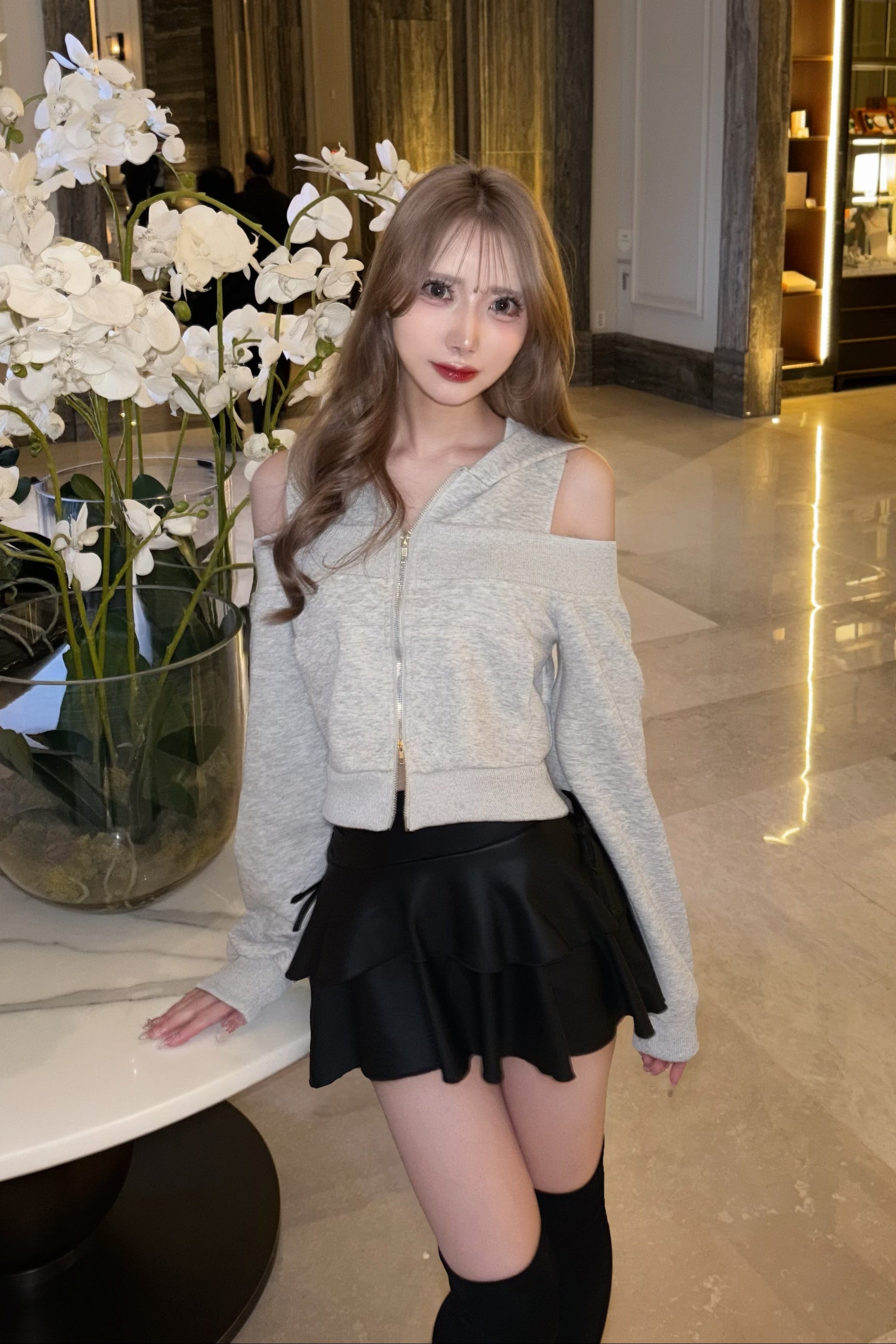 オープンショルダースウェット KR13351