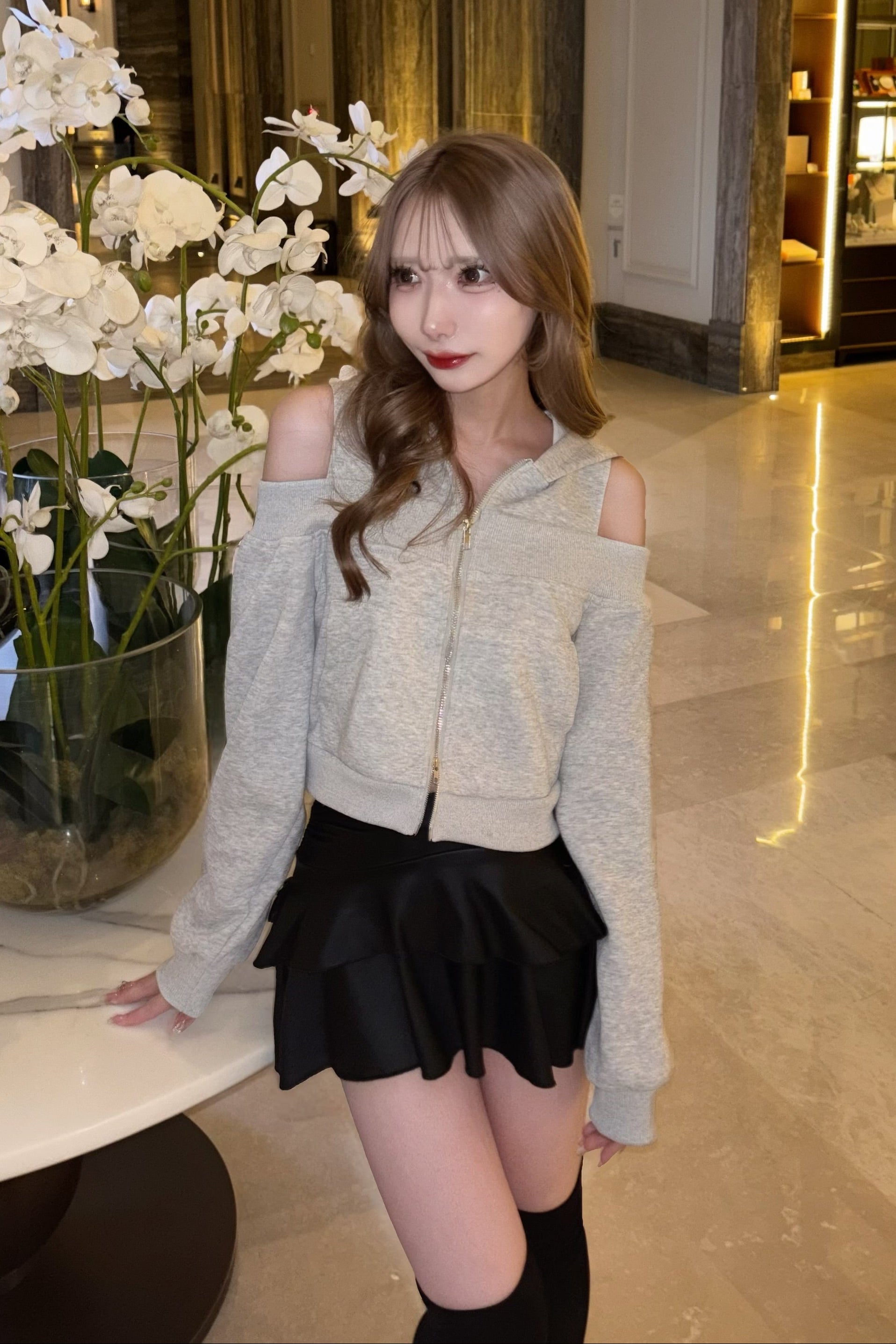 オープンショルダースウェット KR13351