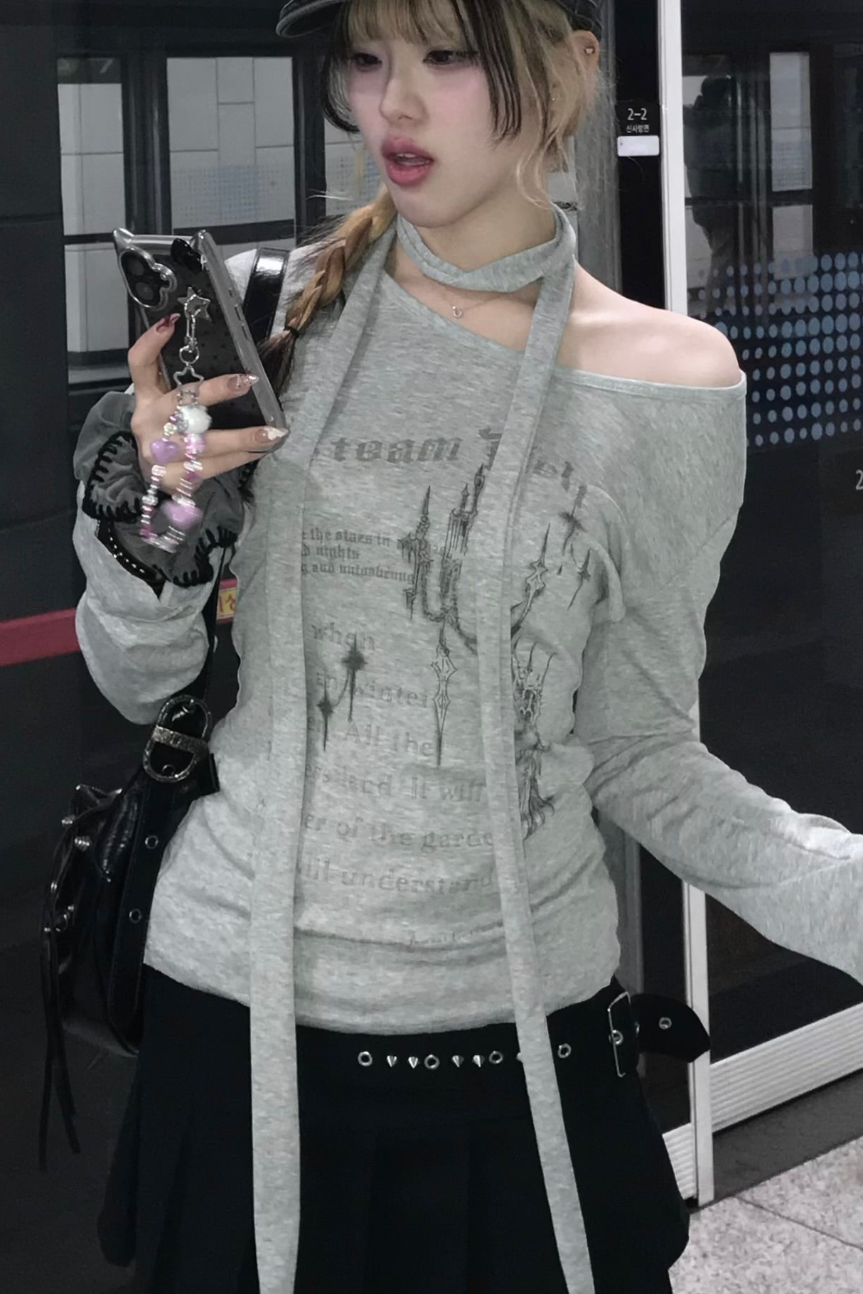 アシンメトリー風ワンショルダーカットソー KR14220