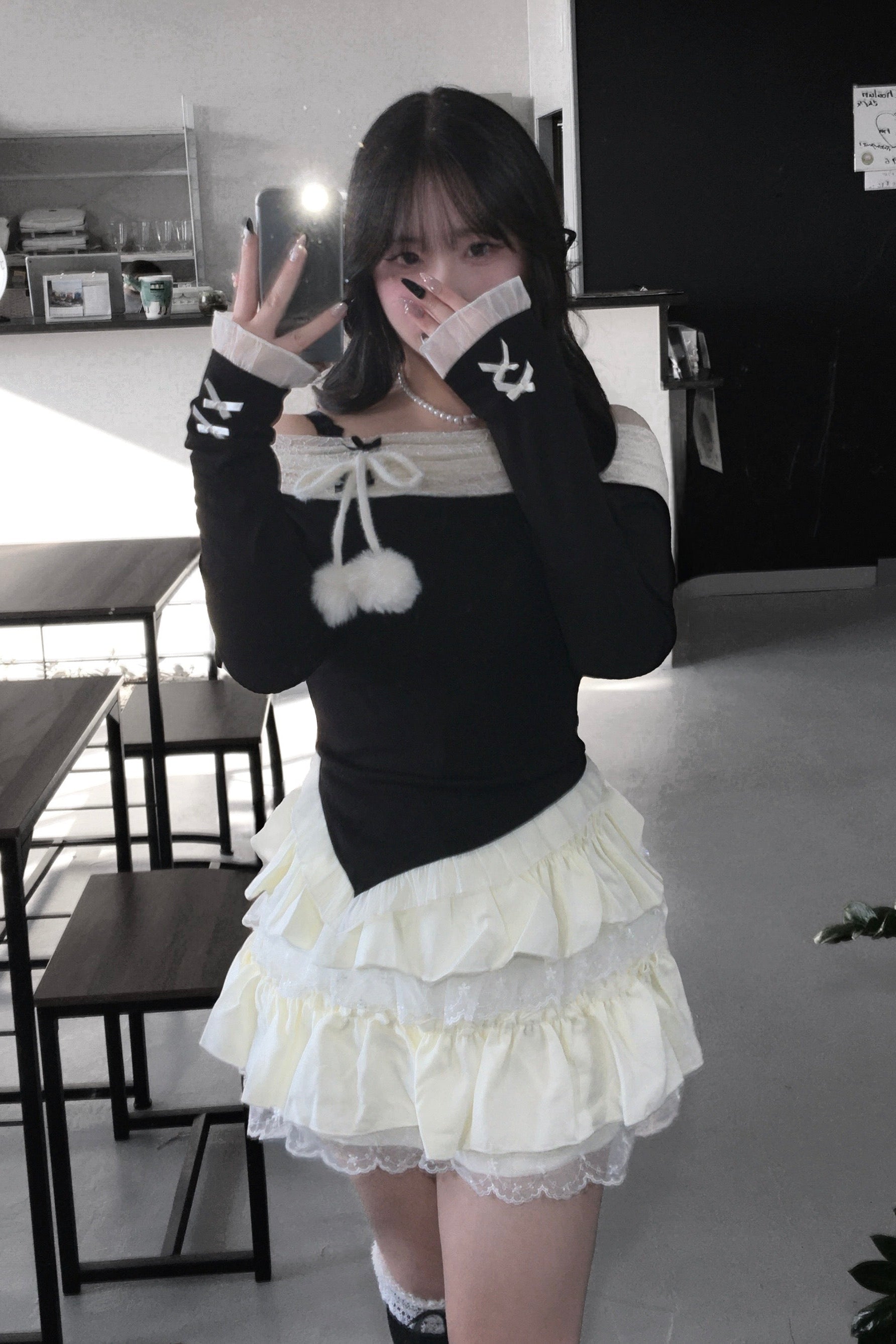 オフショルフリルセットアップ KR30429