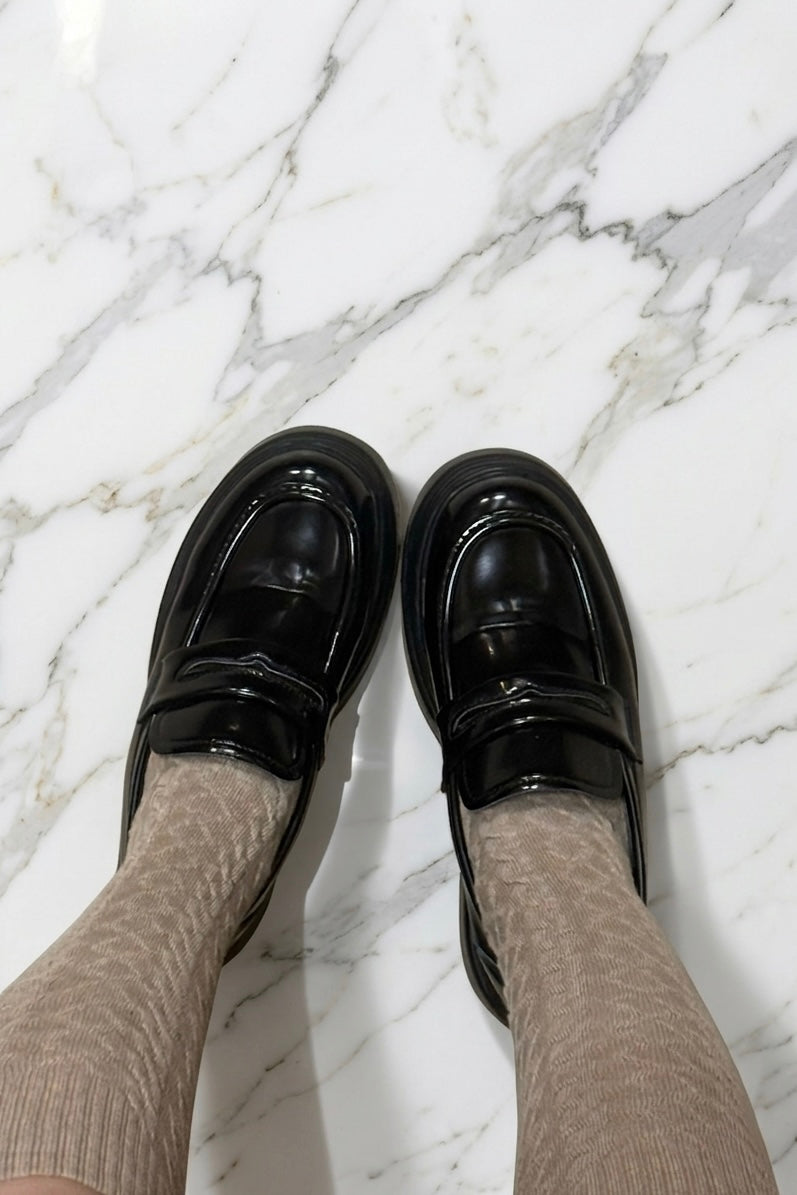 プラットフォームボリュームローファー KR14309