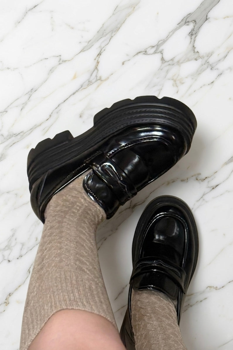 プラットフォームボリュームローファー KR14309