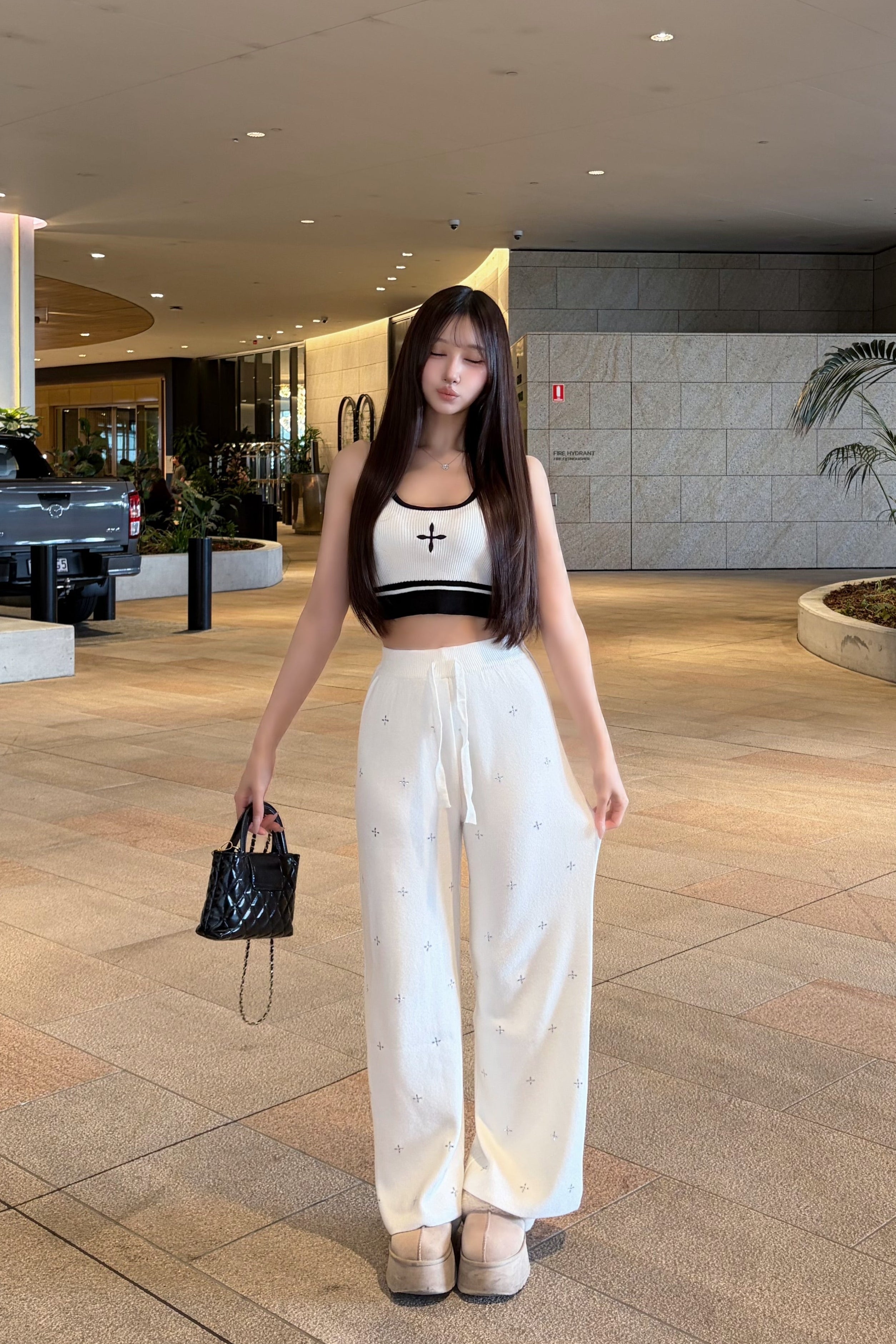 クロスビジューニットパンツ KR15333