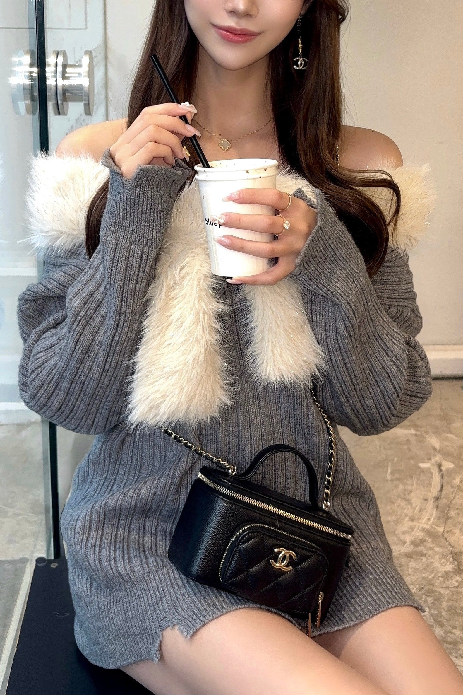 オフショルリボンファーワンピ KR13393