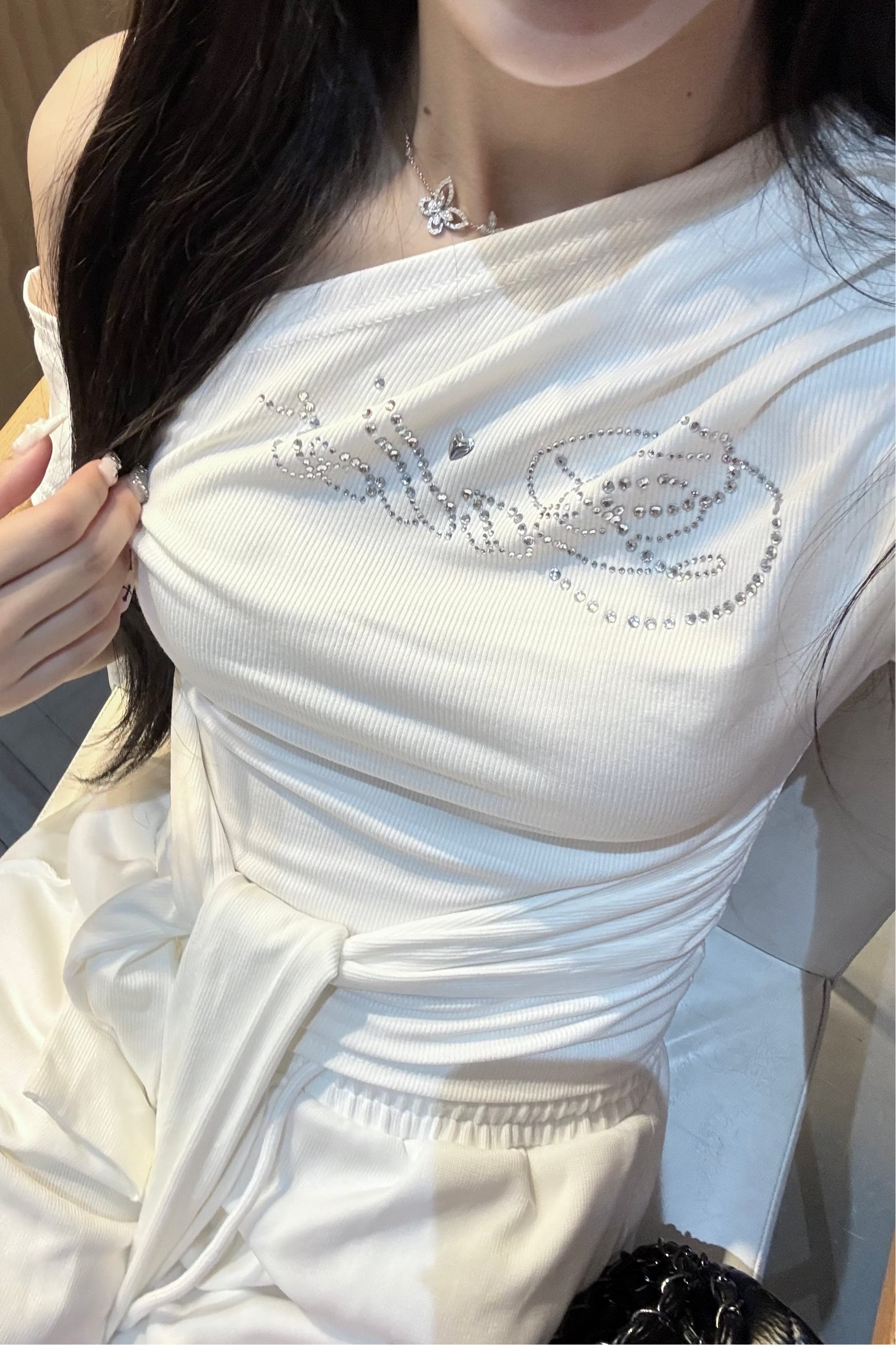 ワンショルダービジューフロントタイトップス KR15575