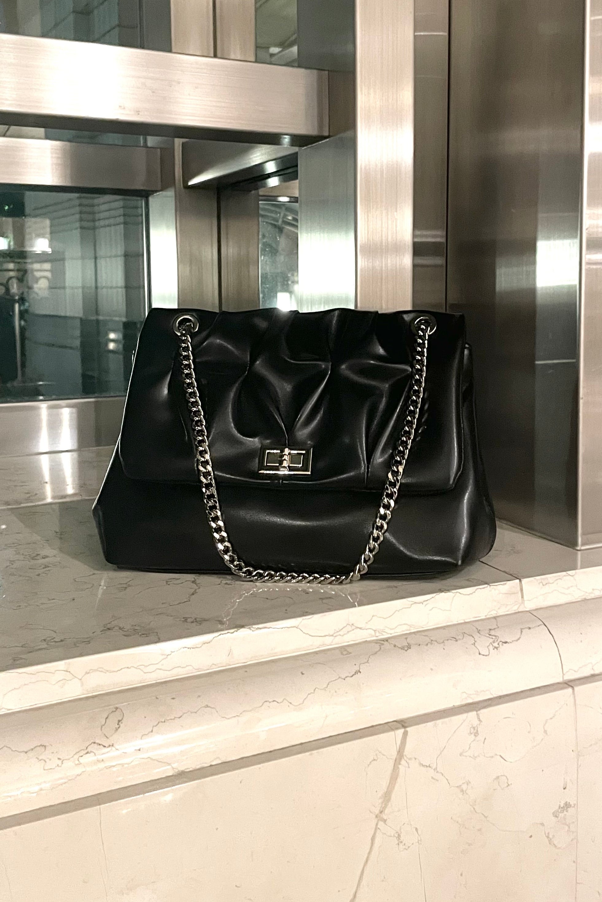 ギャザーチェーンバッグ KR14070