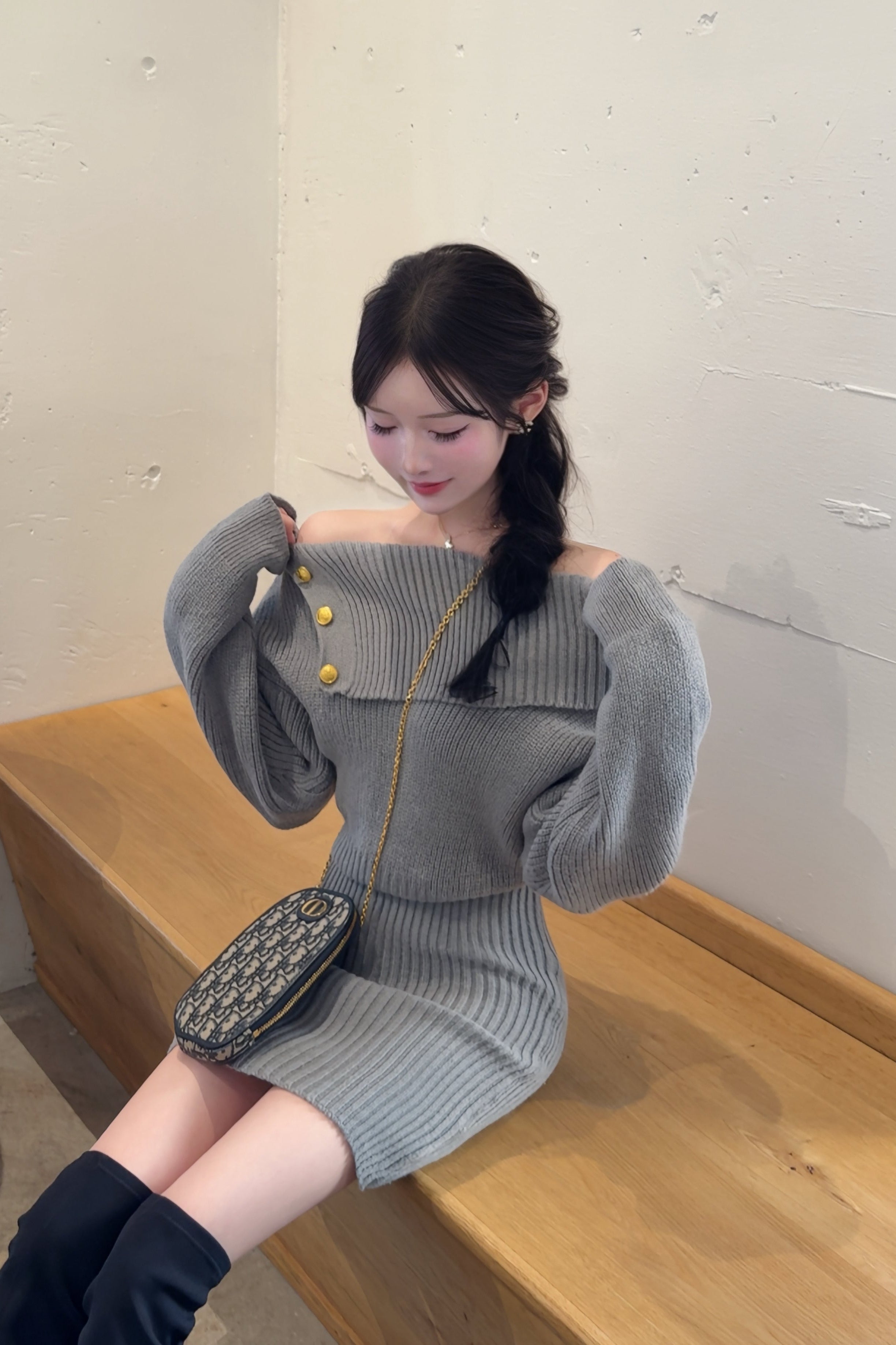 オフショルボタンデザインワンピース KR12838