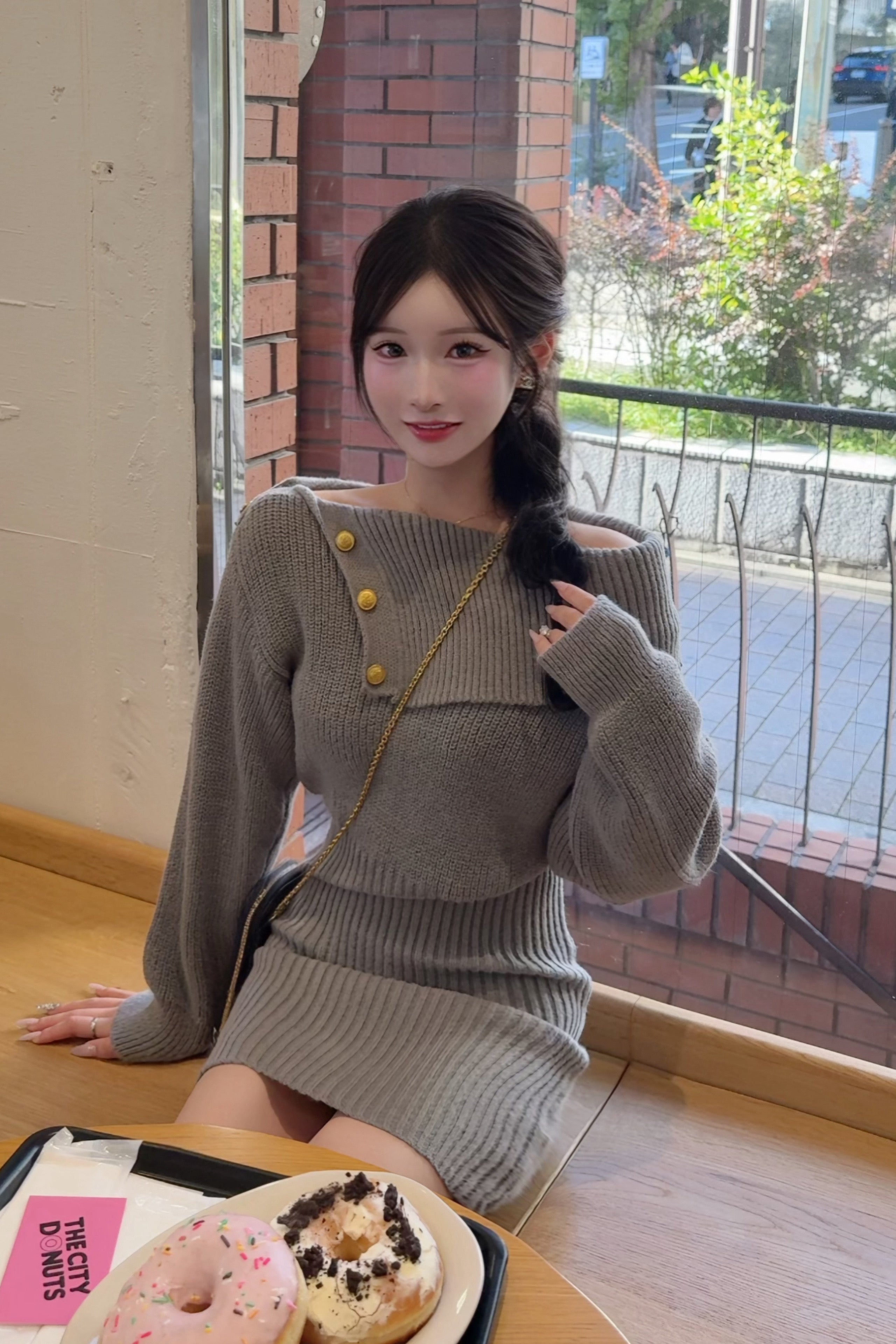 オフショルボタンデザインワンピース KR12838