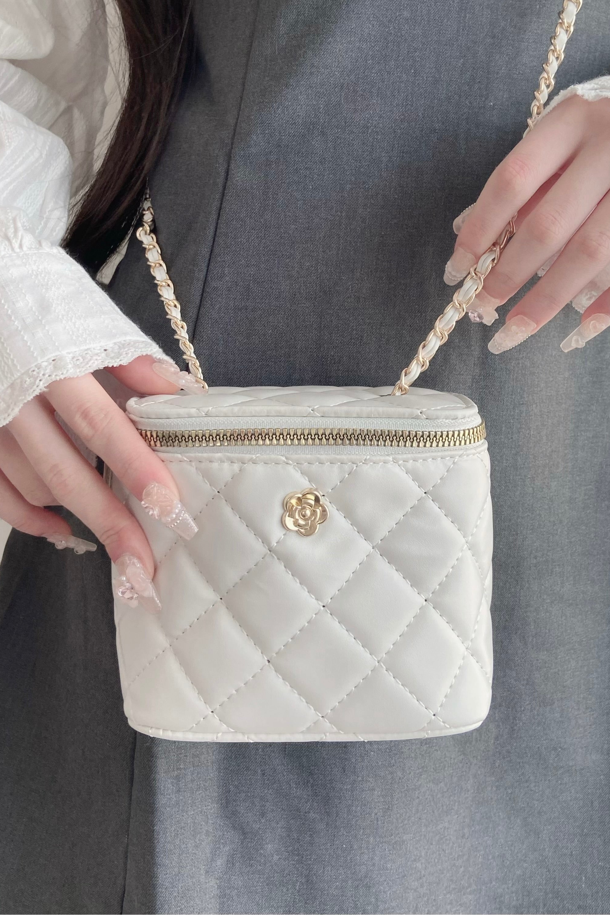 ローズモチーフキルティングバッグ KR14304