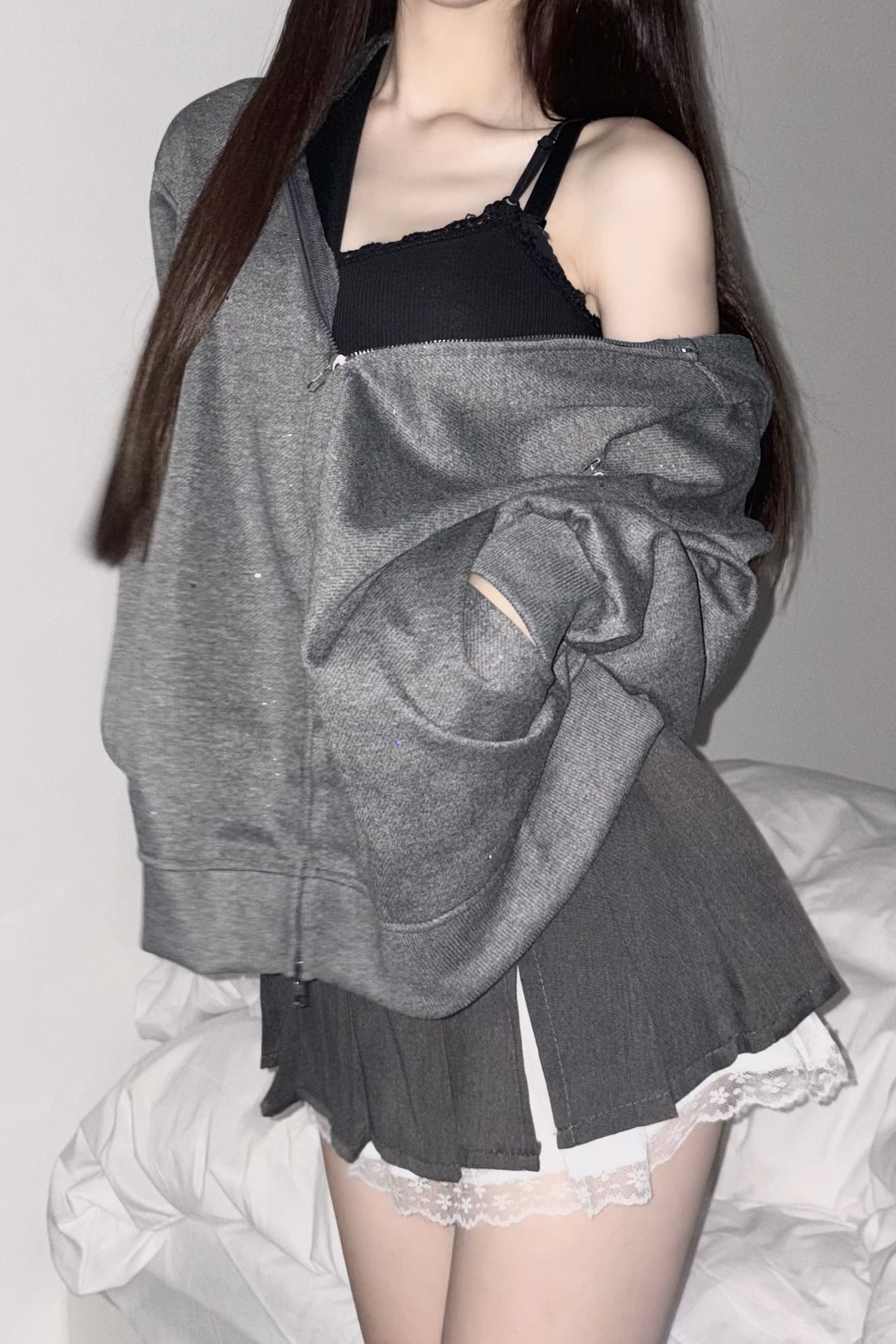 ラメジップフーディー KR13486