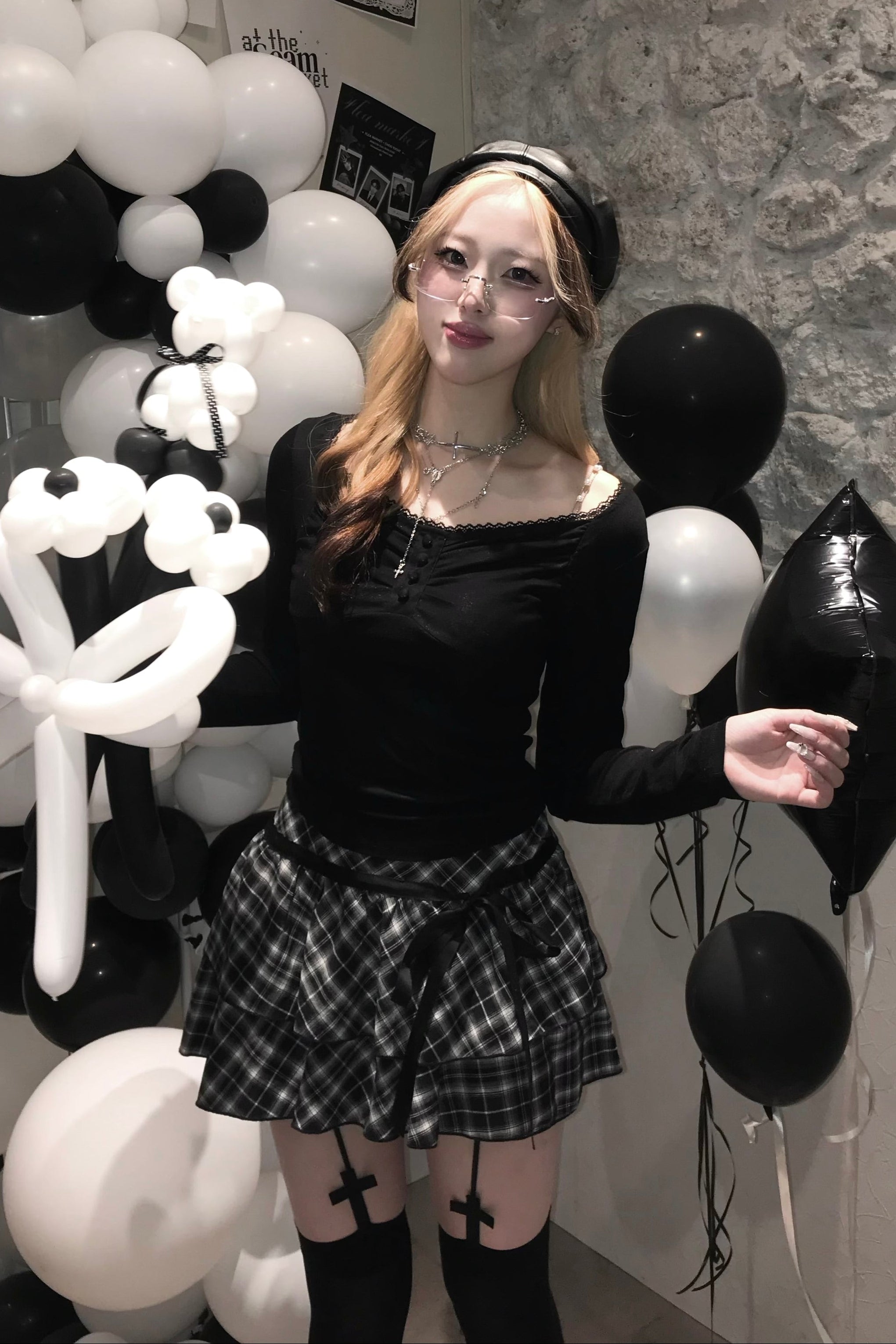 シャーリングボタンレーストップス KR13974