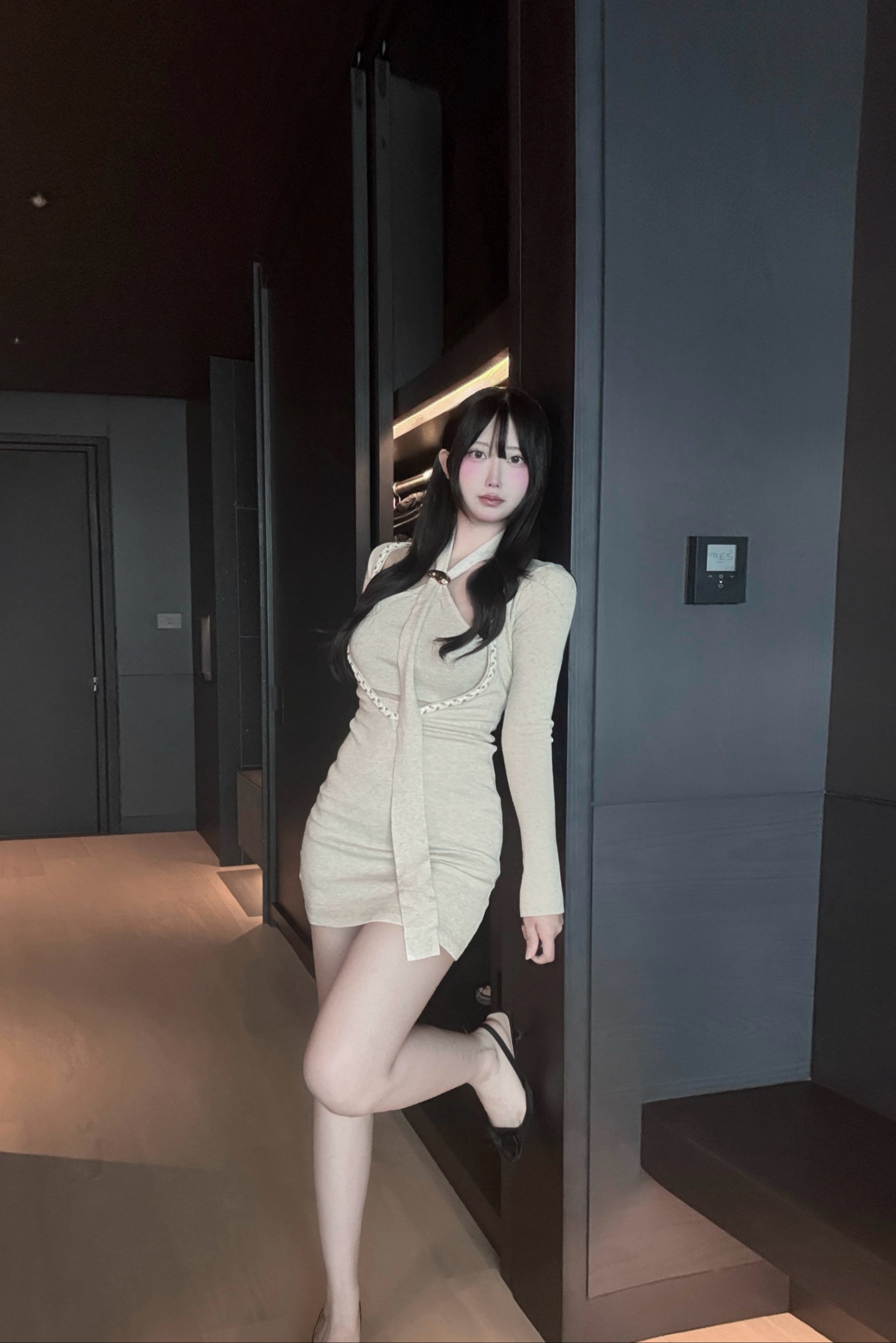 レーストリムネックデザインワンピース KR13500