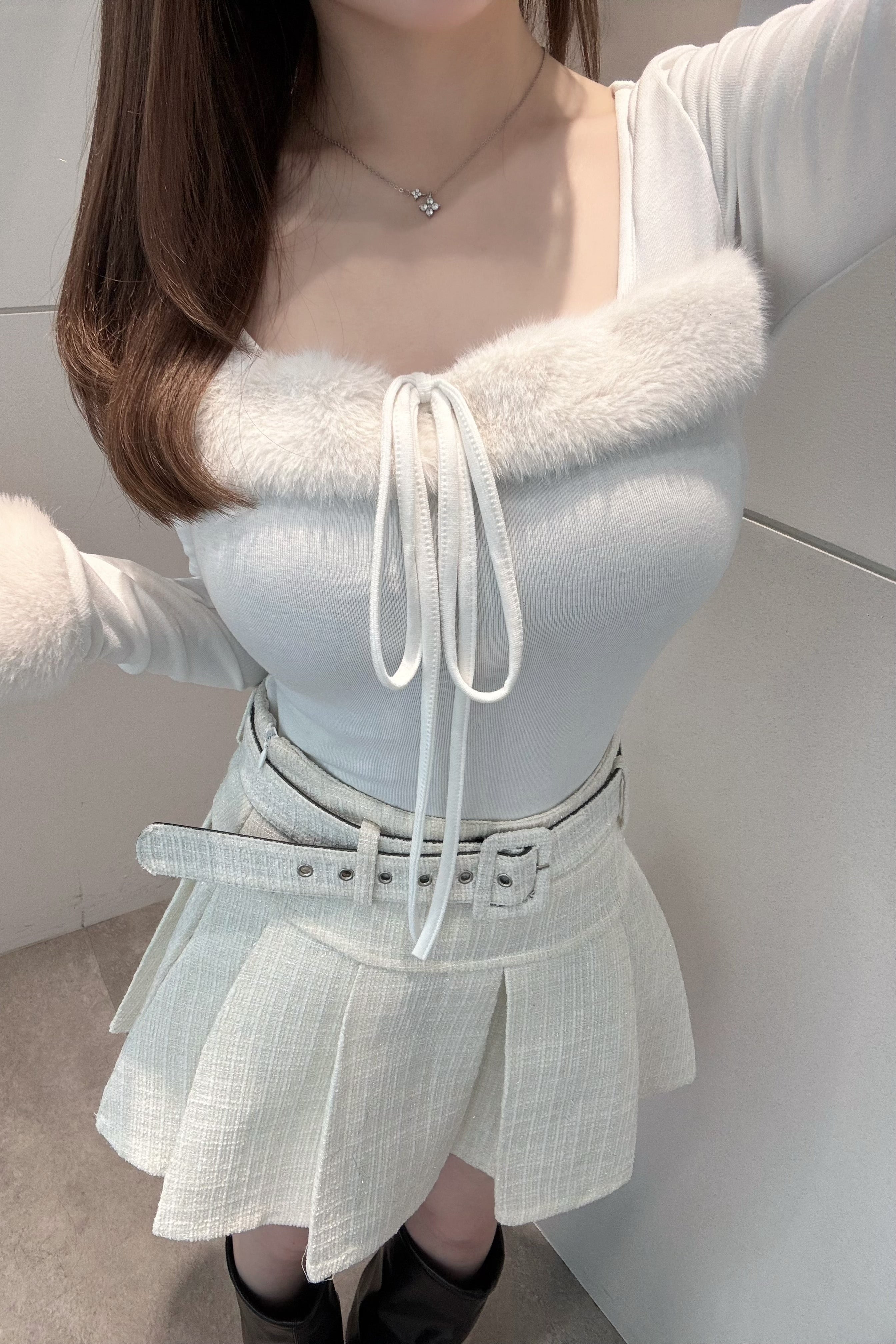 フロントファーリボンニット KR13885