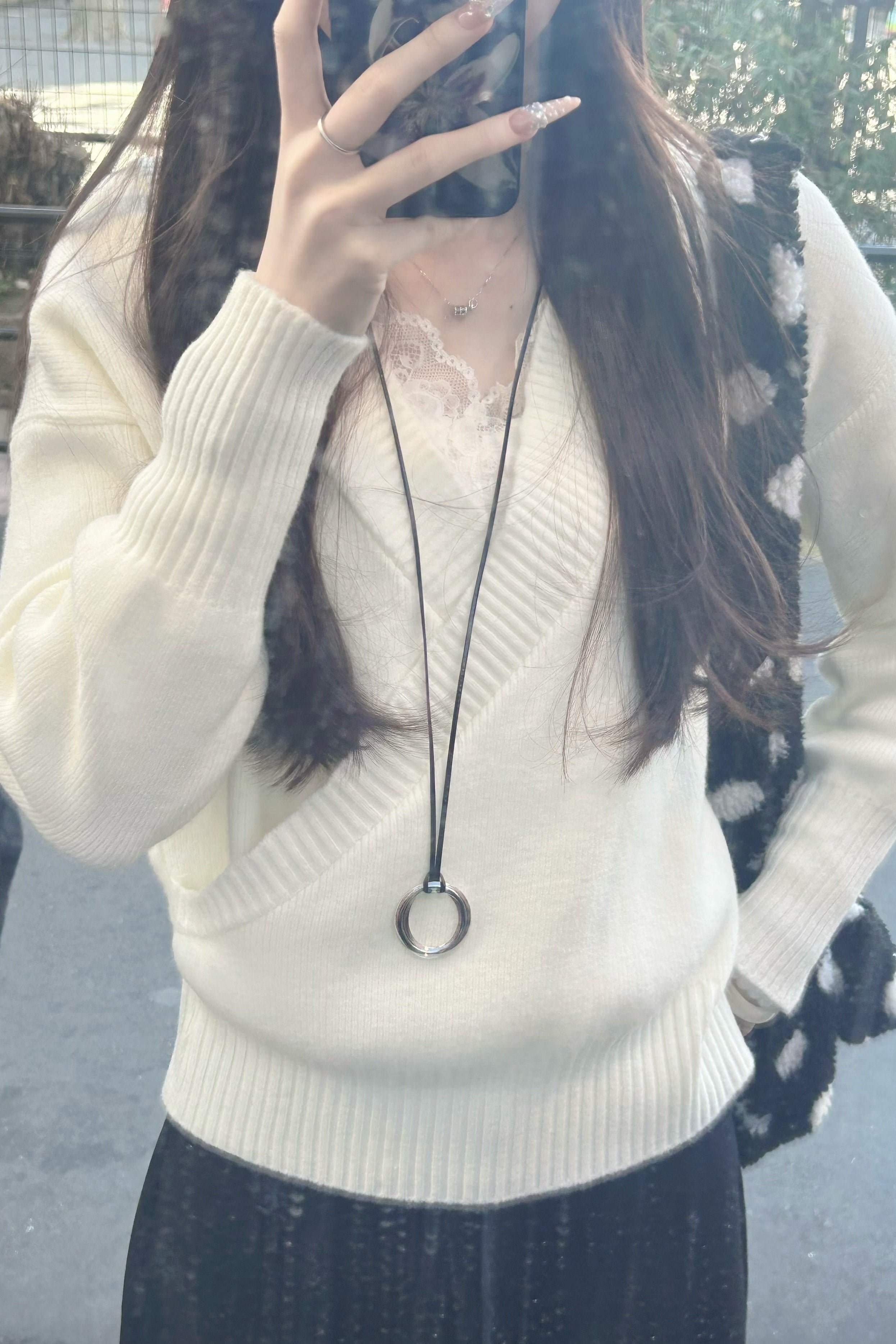 Ⅴネックニットセーター KR14256