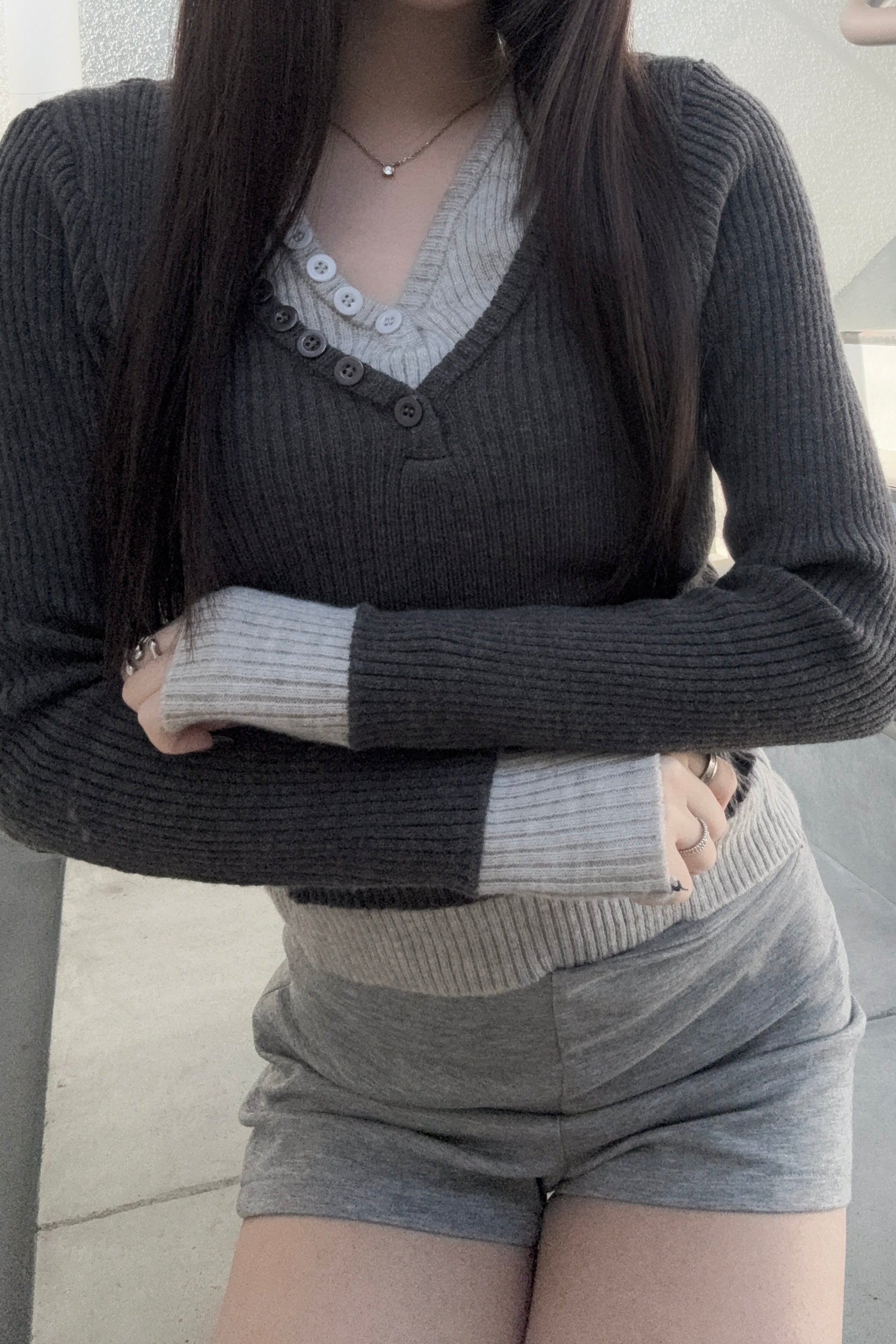 Vネックレイヤードニット KR13651