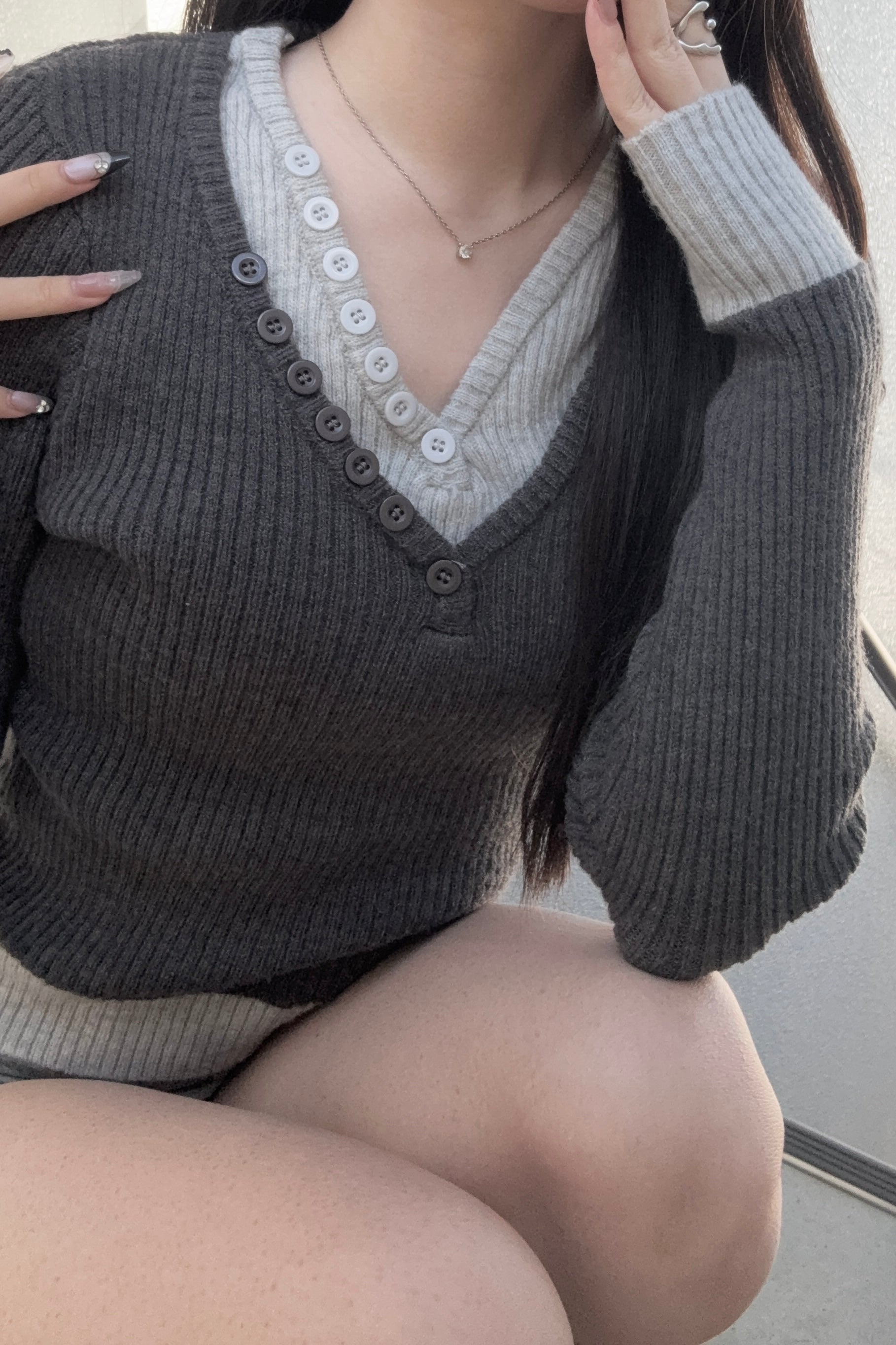 Vネックレイヤードニット KR13651