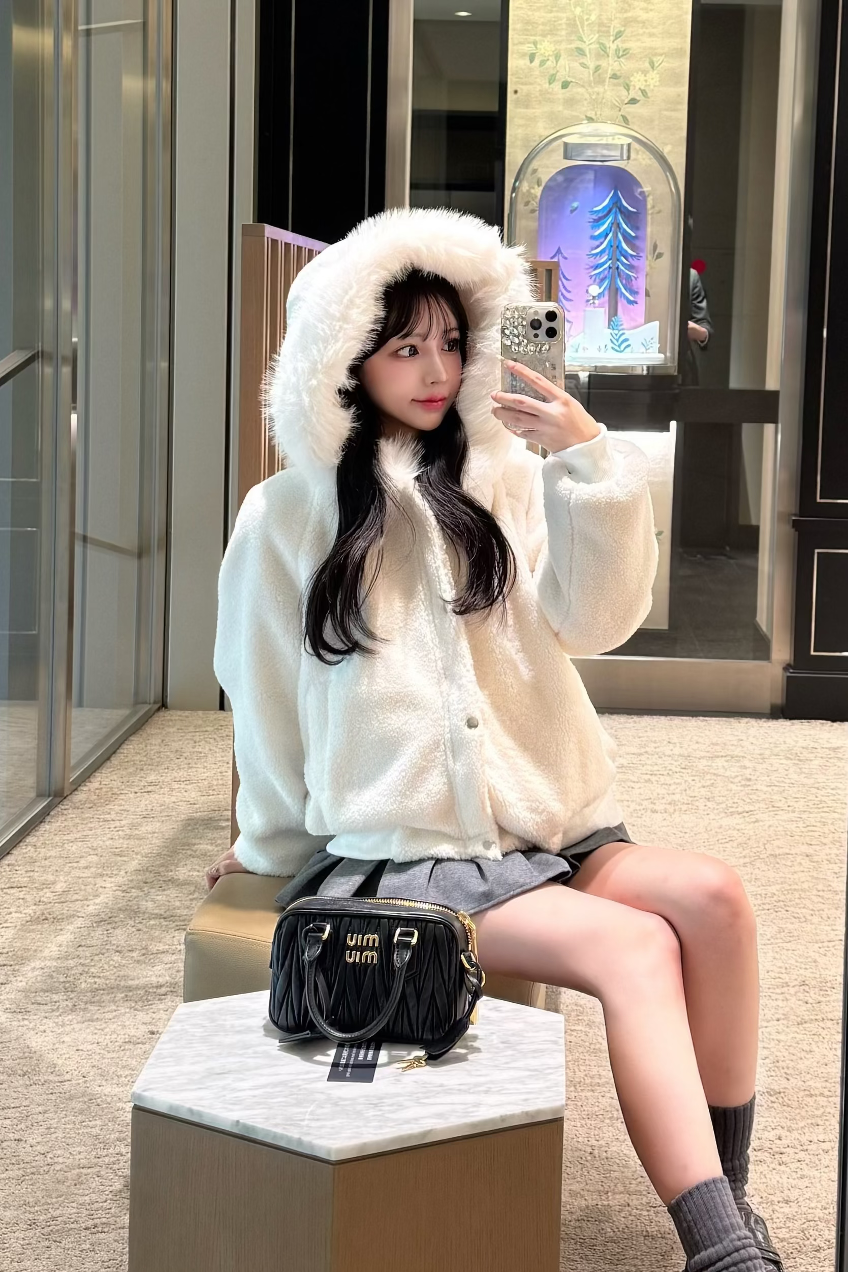 ホワイトファーショートジャケット KR30085