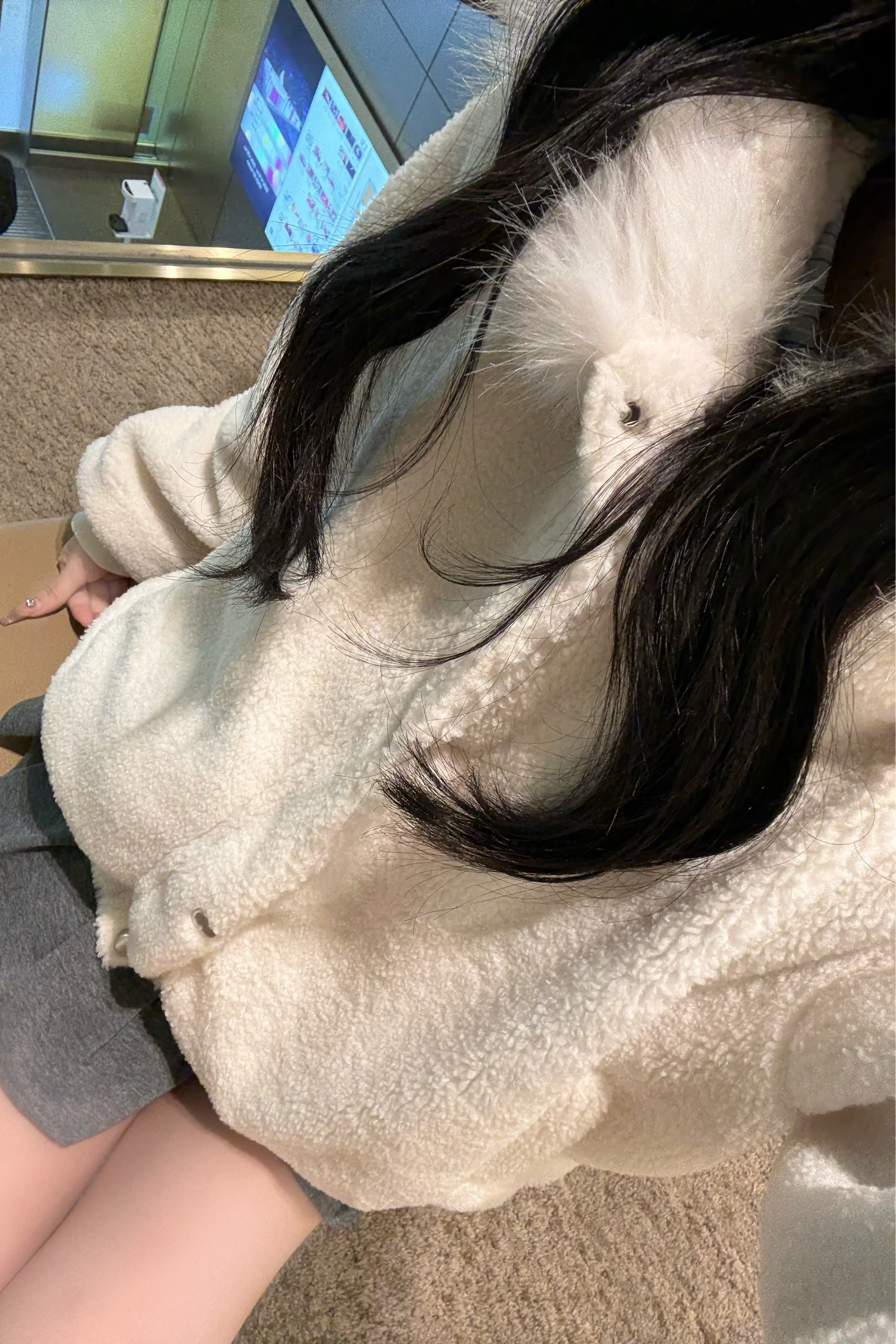 ホワイトファーショートジャケット KR30085