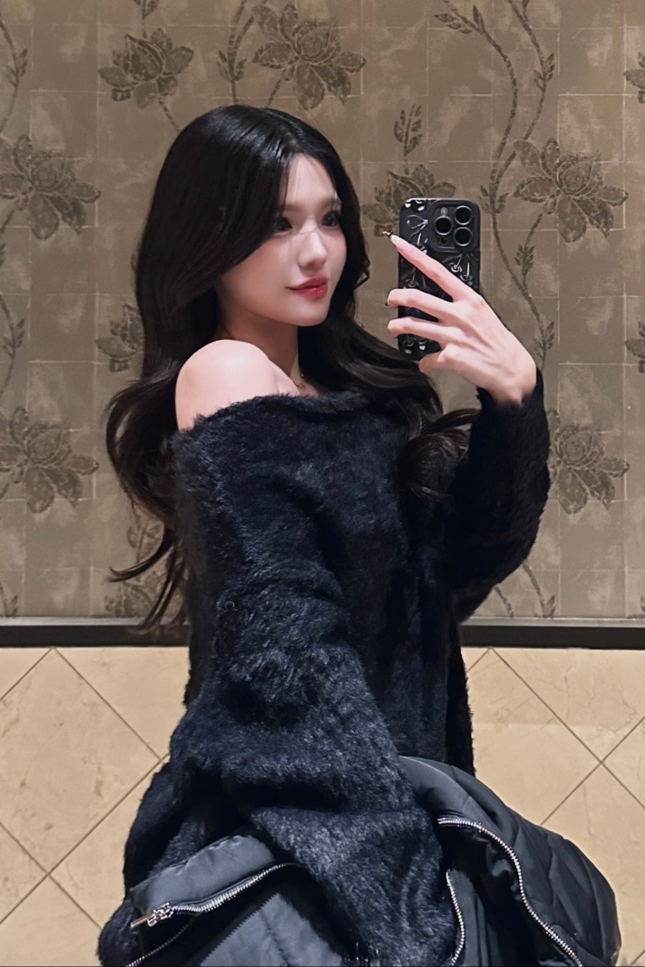 オフショルエレガンスニット KR13735