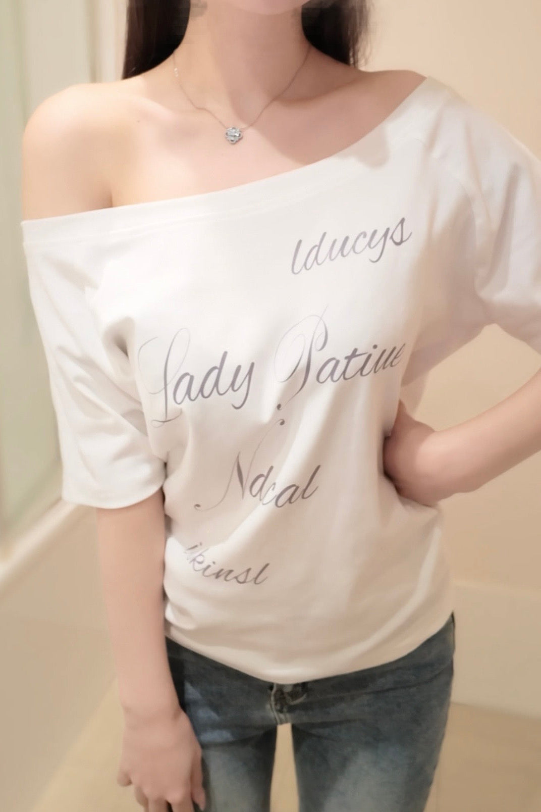 ワンショルダーロゴプリントオーバーTシャツ KR15332