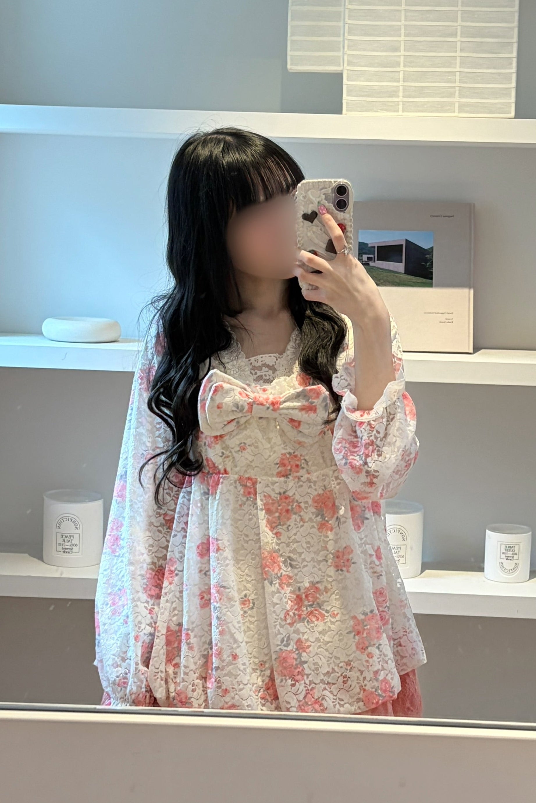 フラワーレースVネックデザインワンピース KR14359