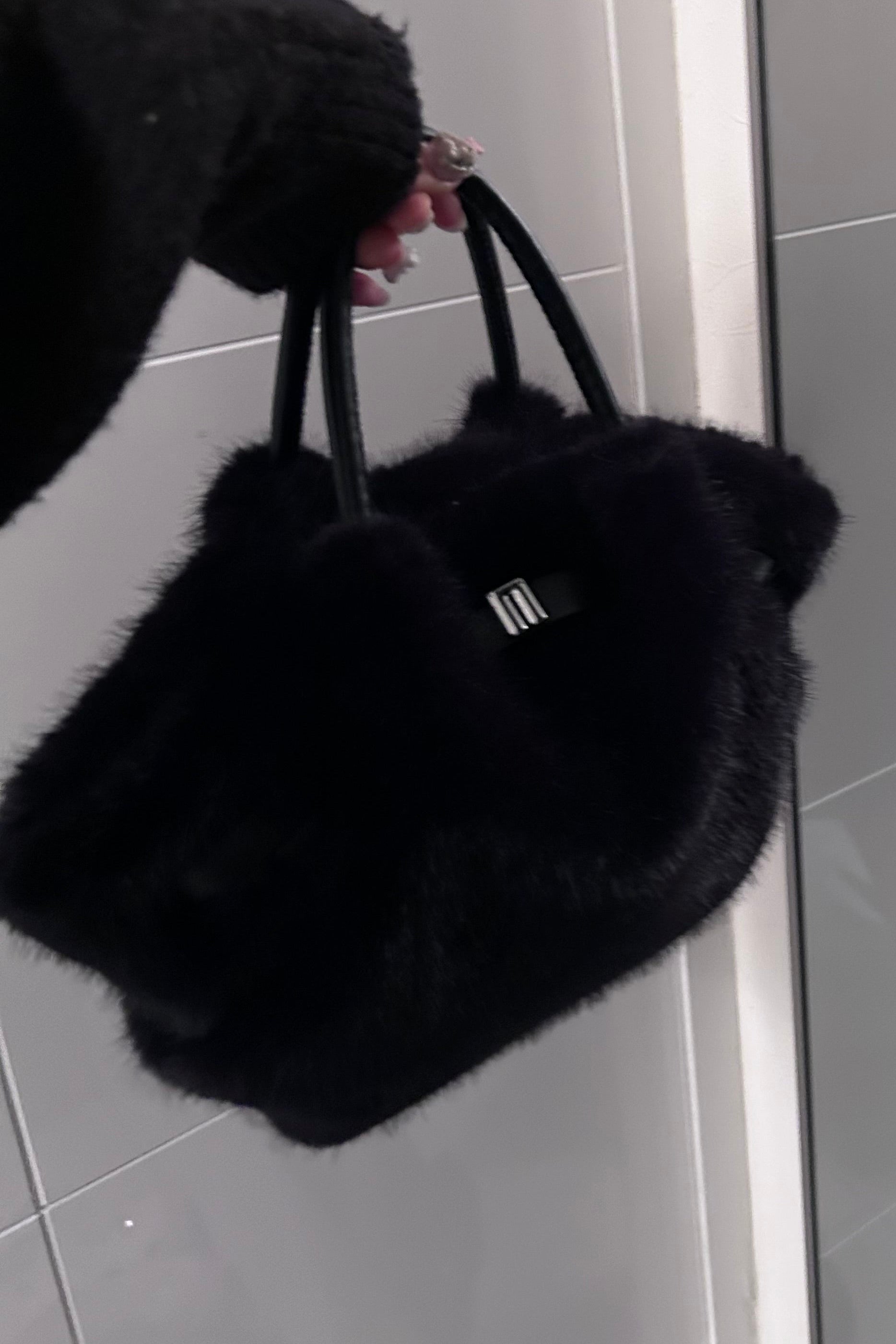 フェイクファーミニバッグ KR13643