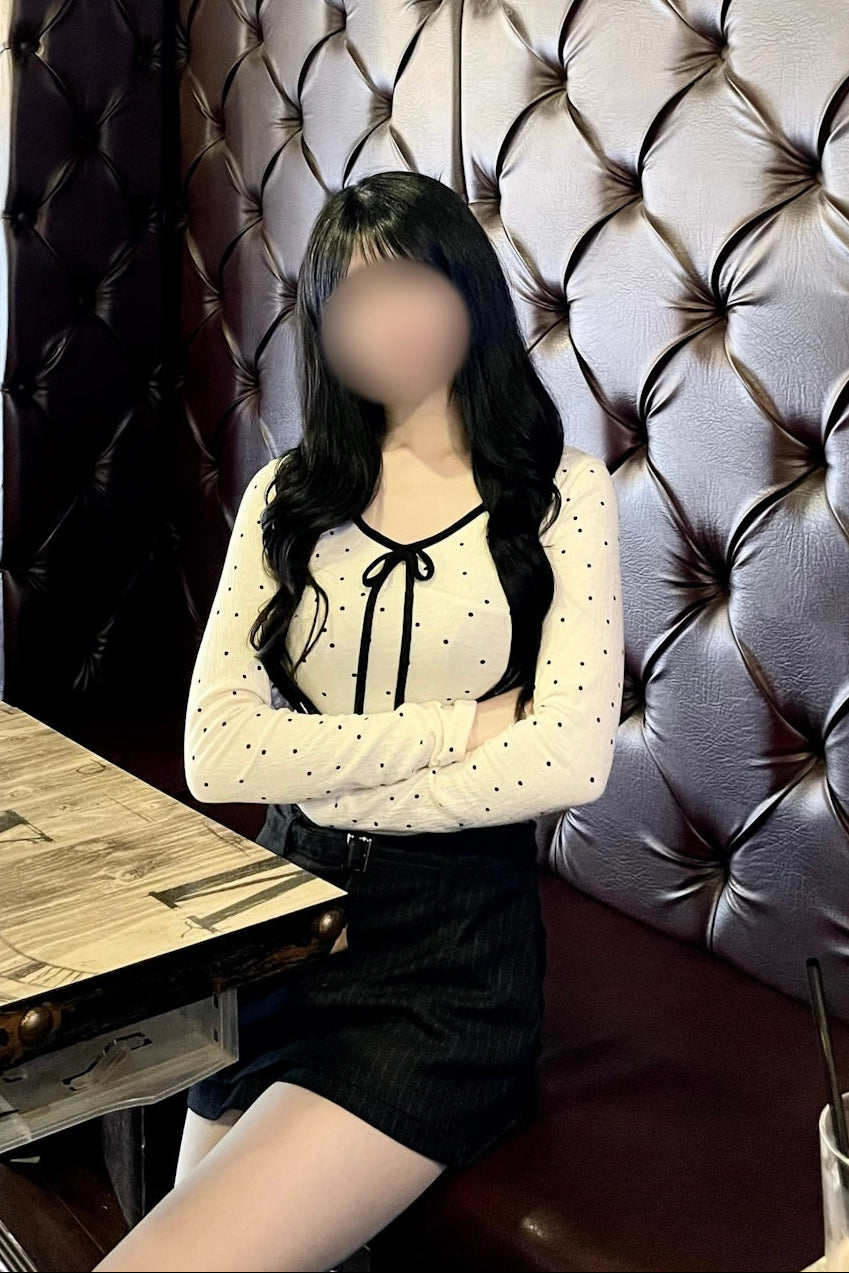 オープンデコルテドットカットソー KR14598