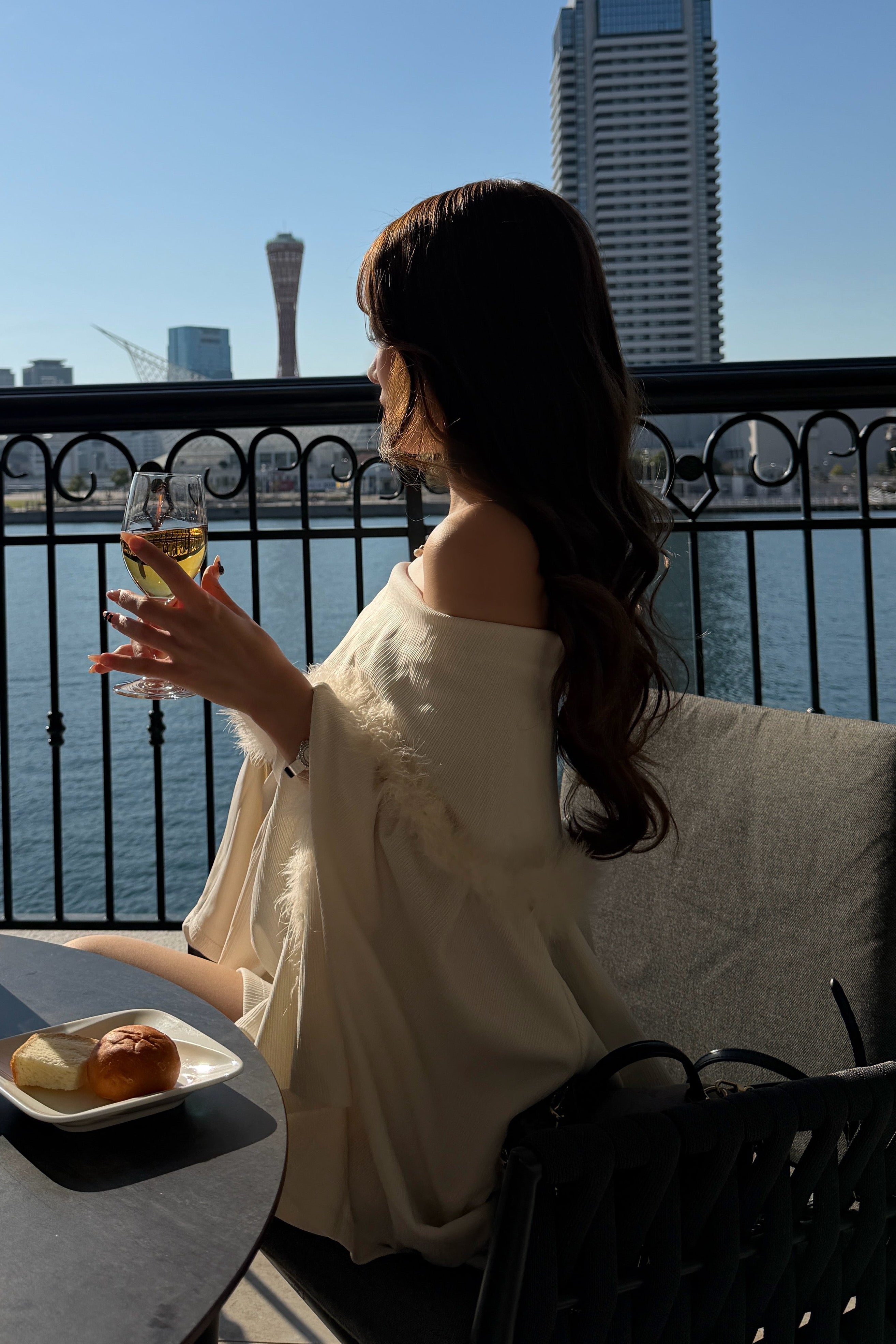 フェイクファーオフショルニット KR12482