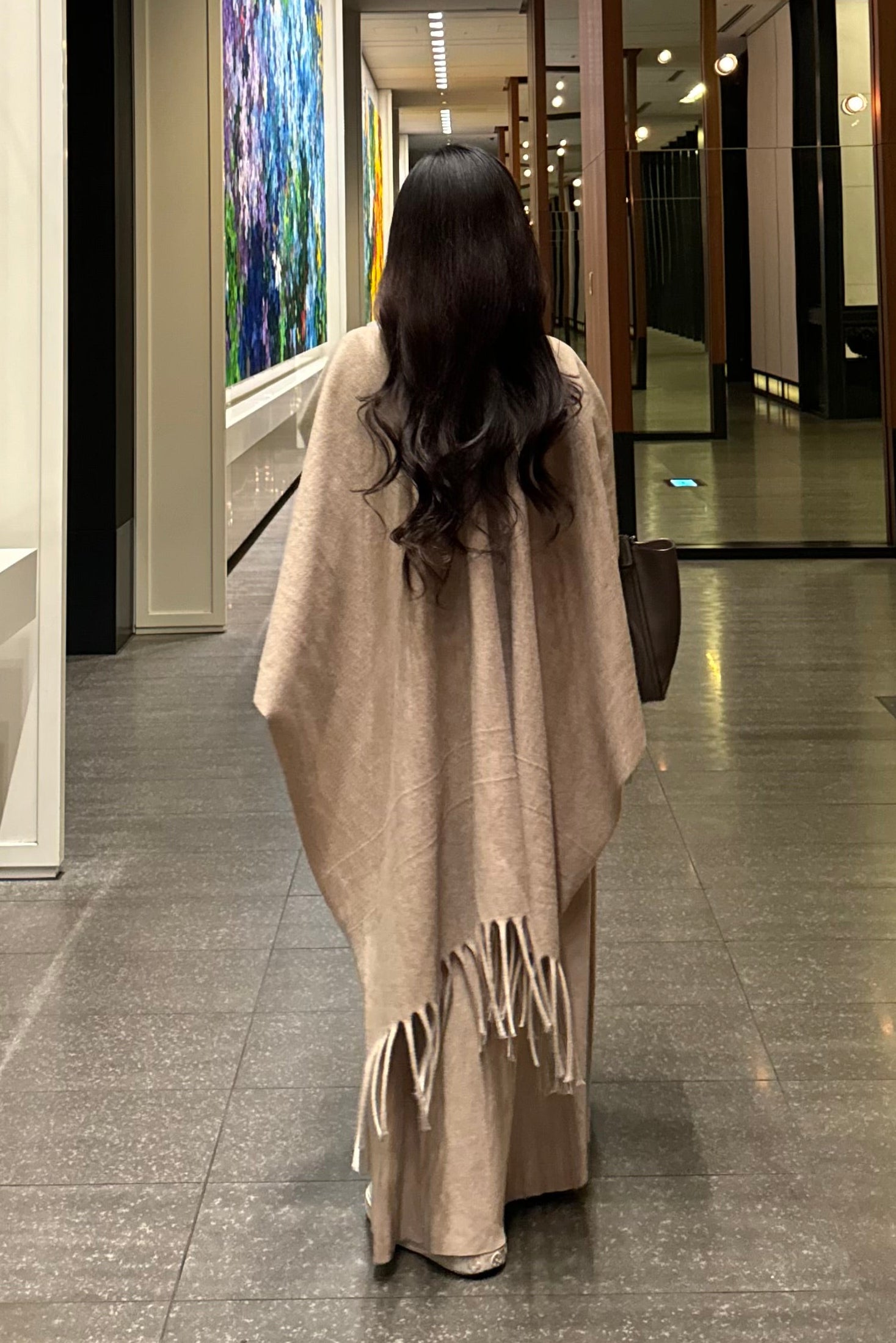 Vネックショールロングワンピース KR13835