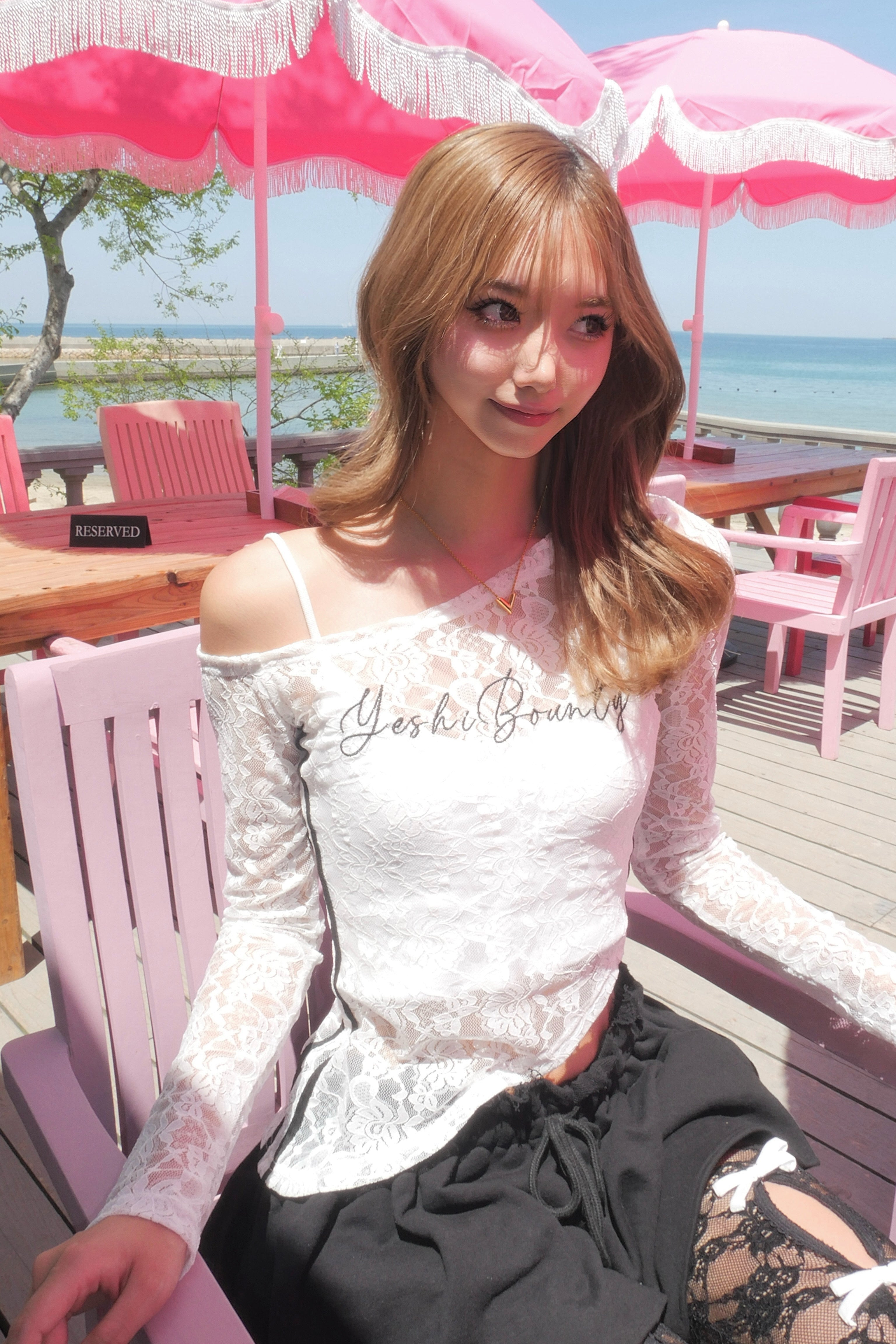 レースペプラムオフショルダートップス KR10238