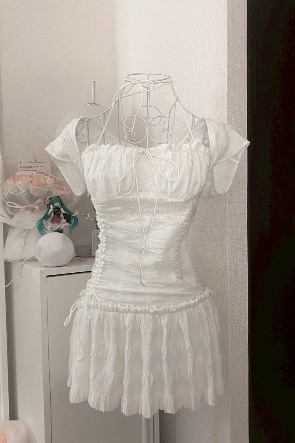 フレンチホルターネックワンピース KR10083