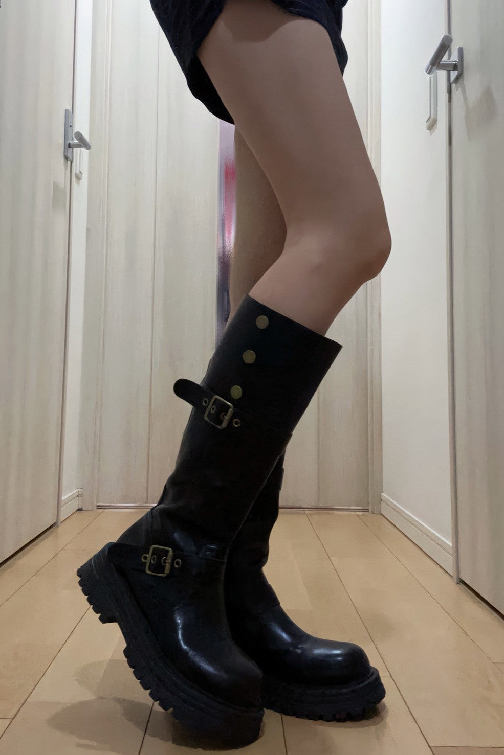 ベルトデザインハードソールブーツ KR12622