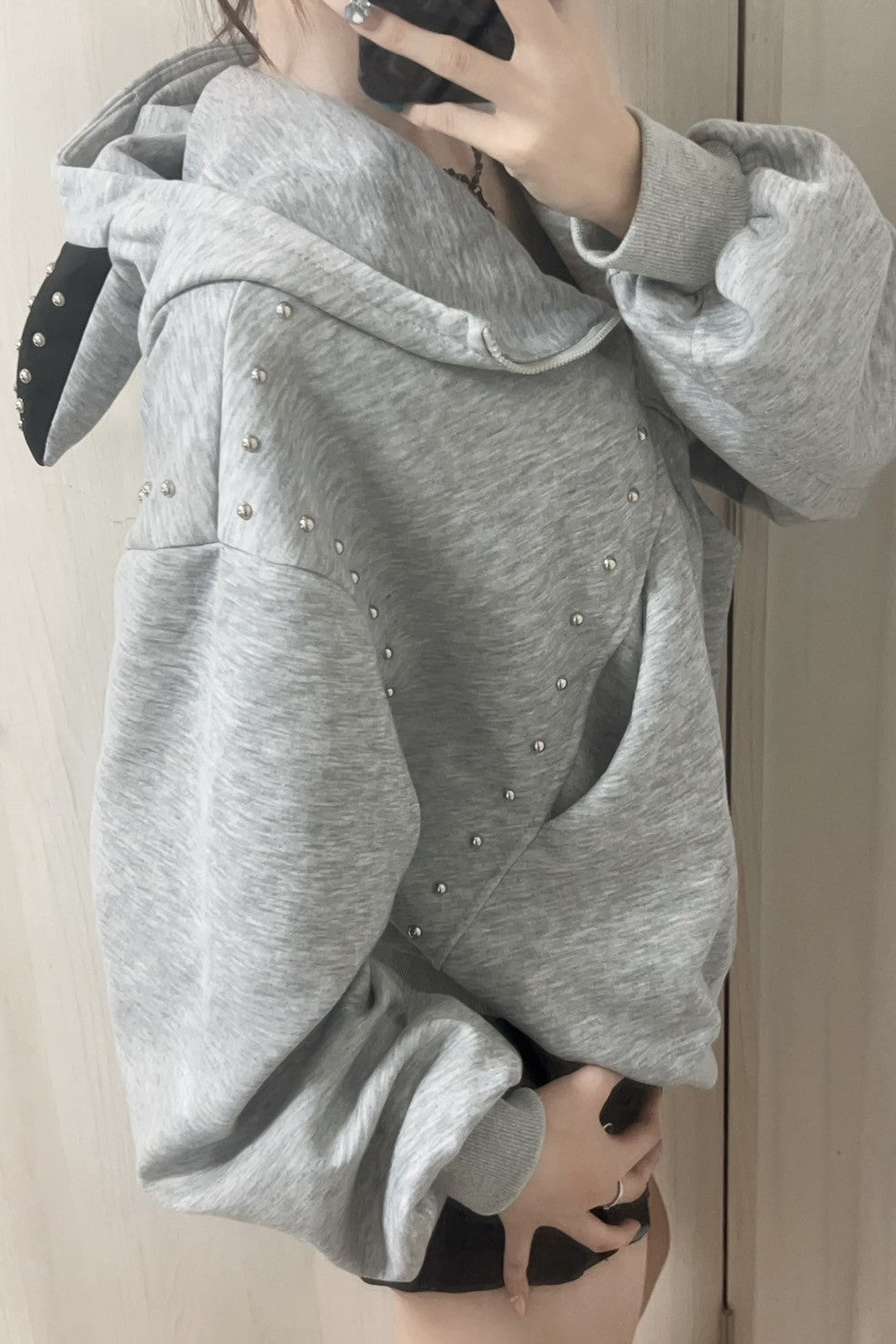 ネコミミスタッズパーカー KR12623