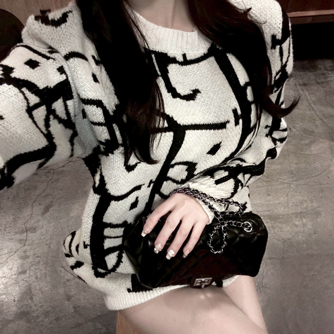 ロゴムードニット KR13194