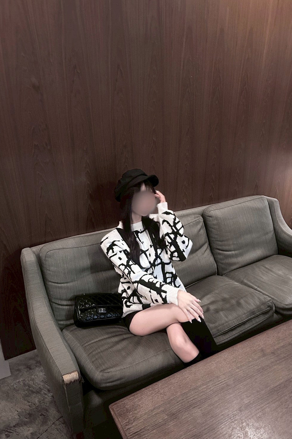 ロゴムードニット KR13194