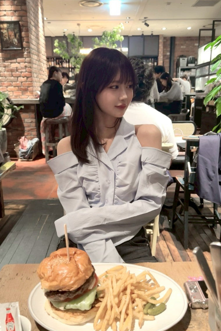 blue off-the-shoulder shirt KR10150