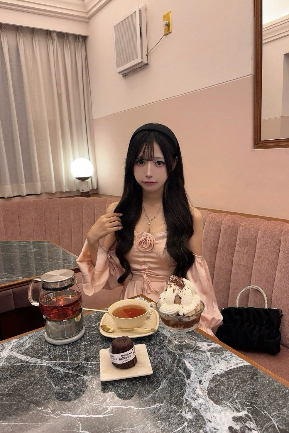 ローズサテンブラウス KR13401