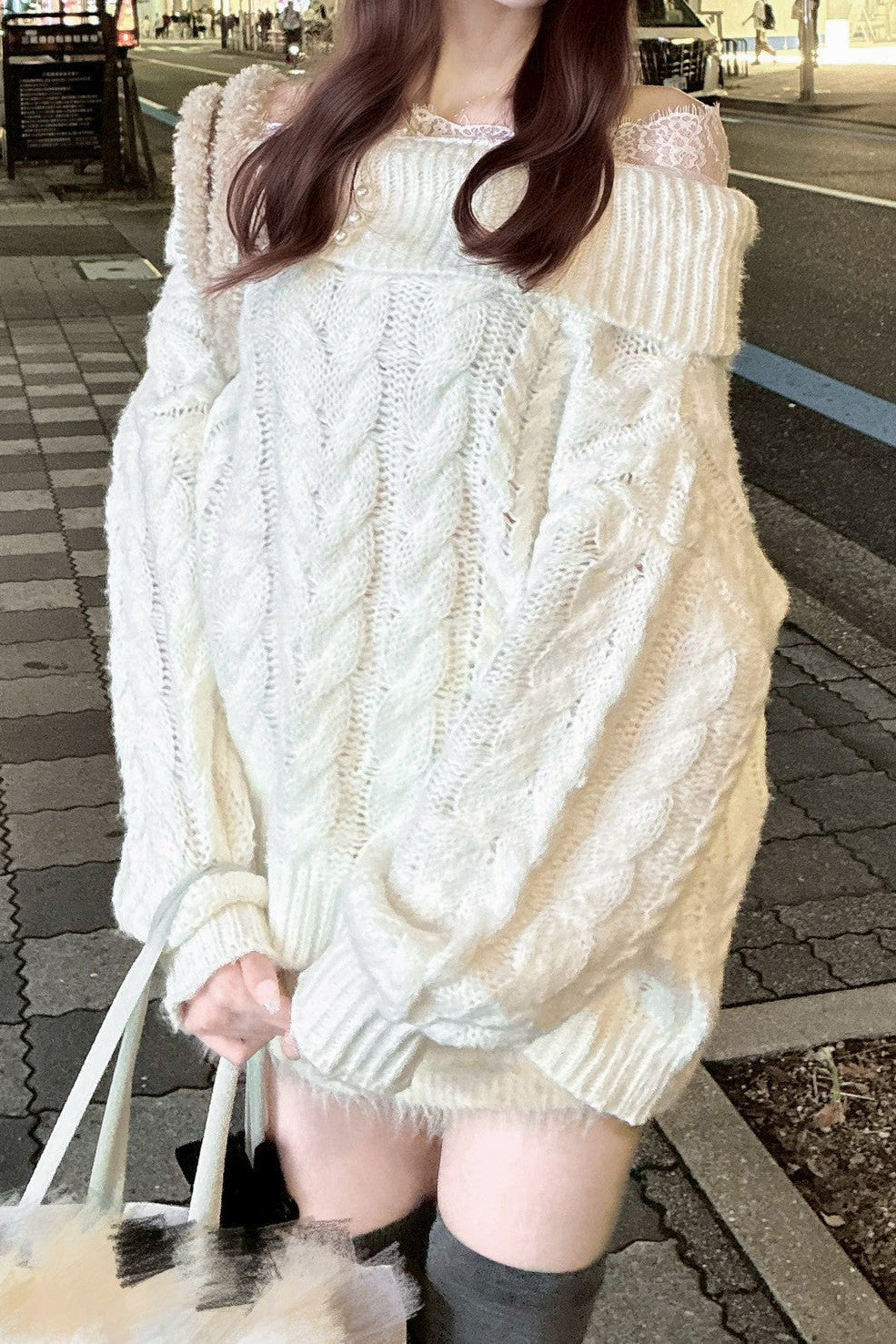 オフショルケーブルニット KR13336