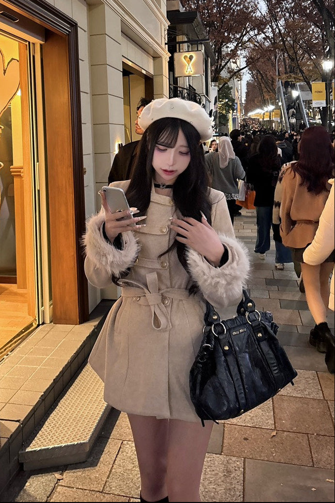 ゴールドボタンファーベルトコート KR30259