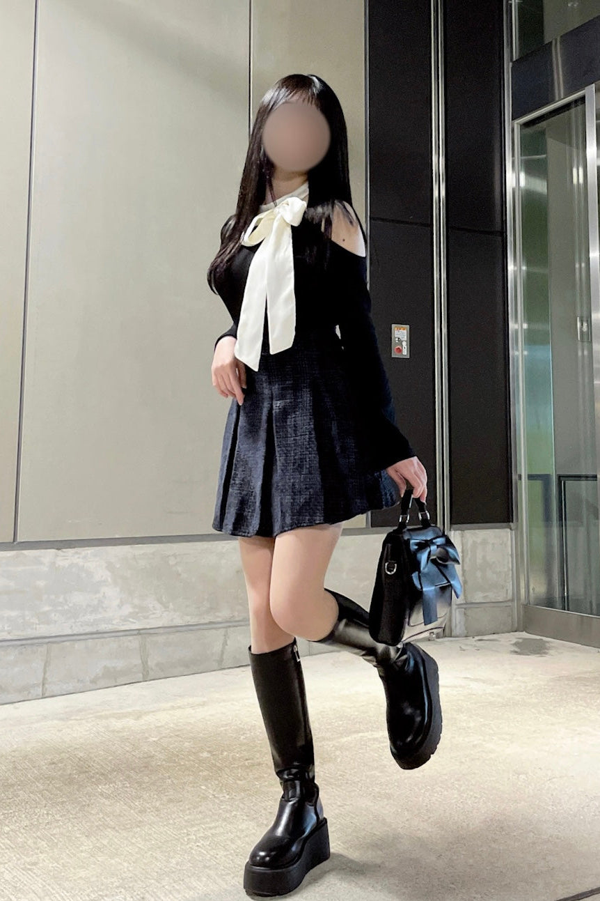 ブラックリボンロングTシャツ KR11322