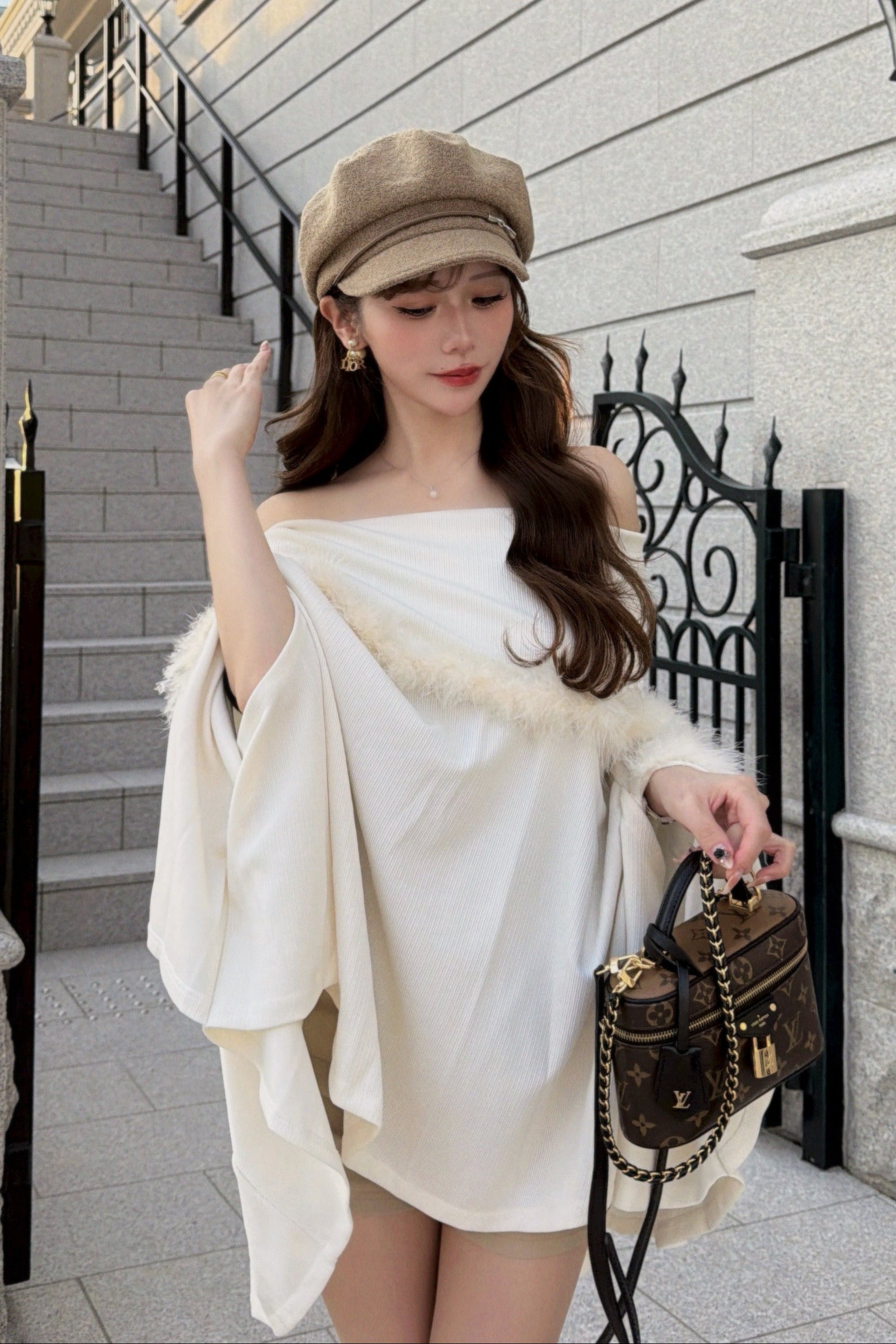 フェイクファーオフショルニット KR12482