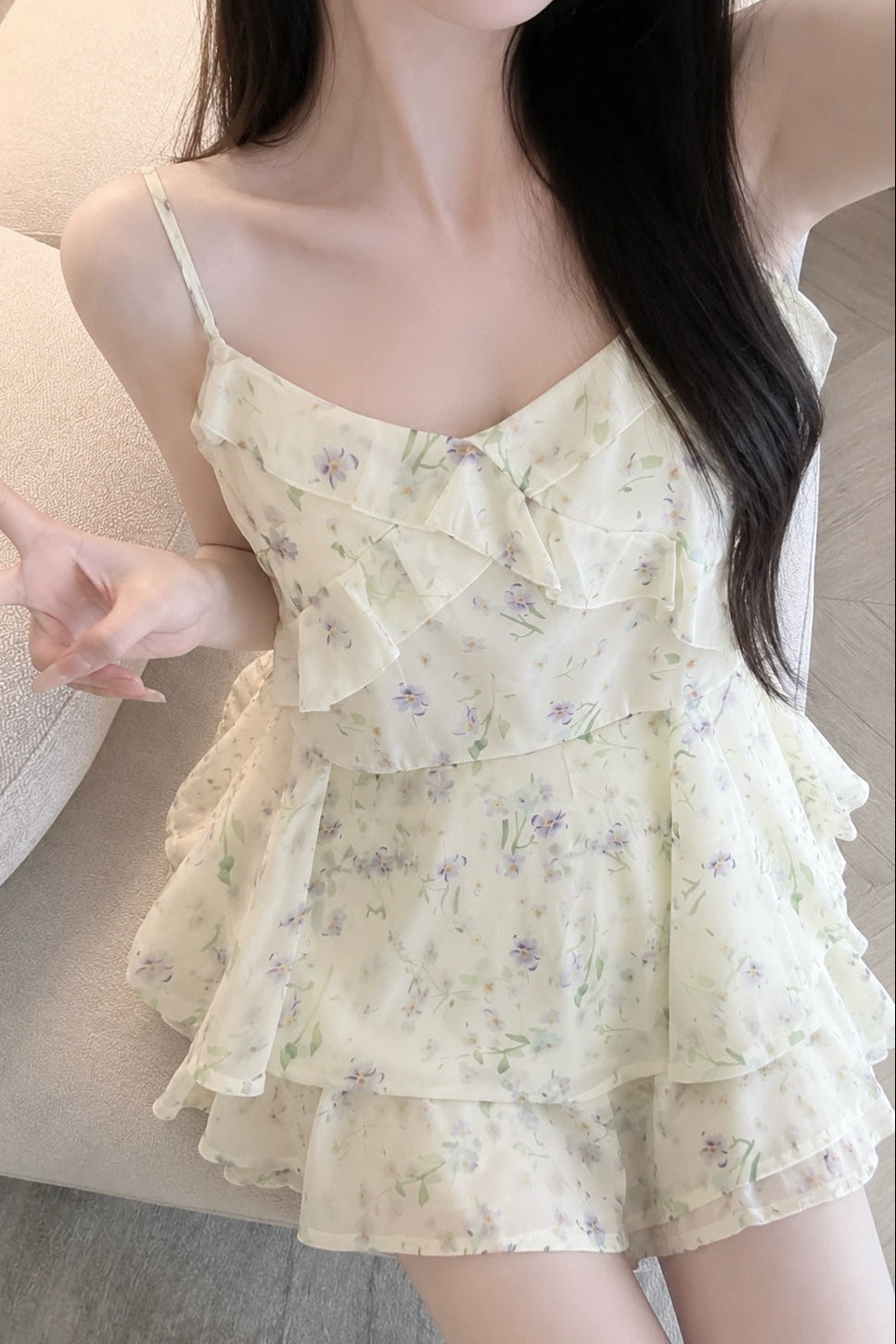 フローラルラッフルキャミワンピース KR15610