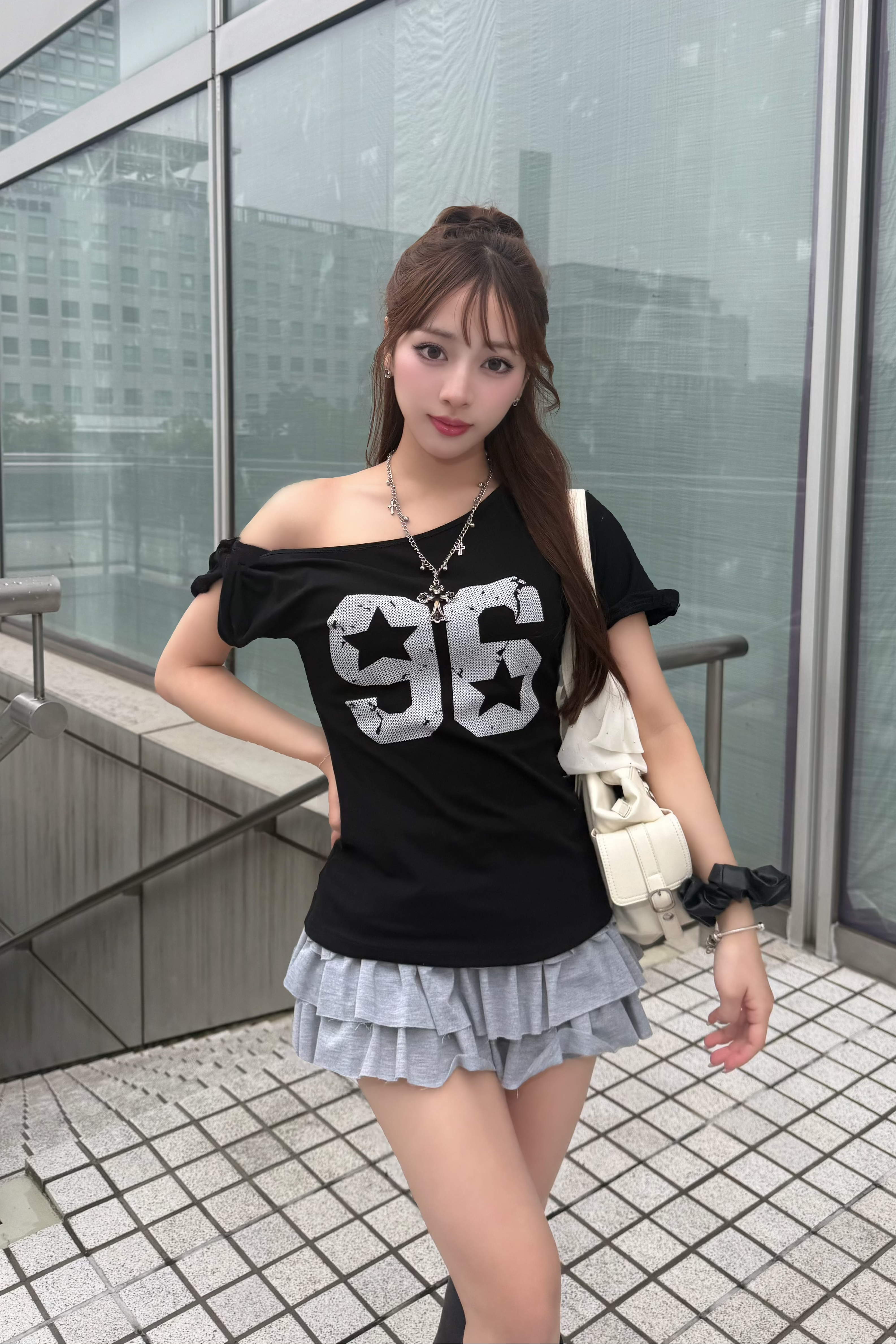 ナンバーロゴワンショルダーTシャツ KR15392