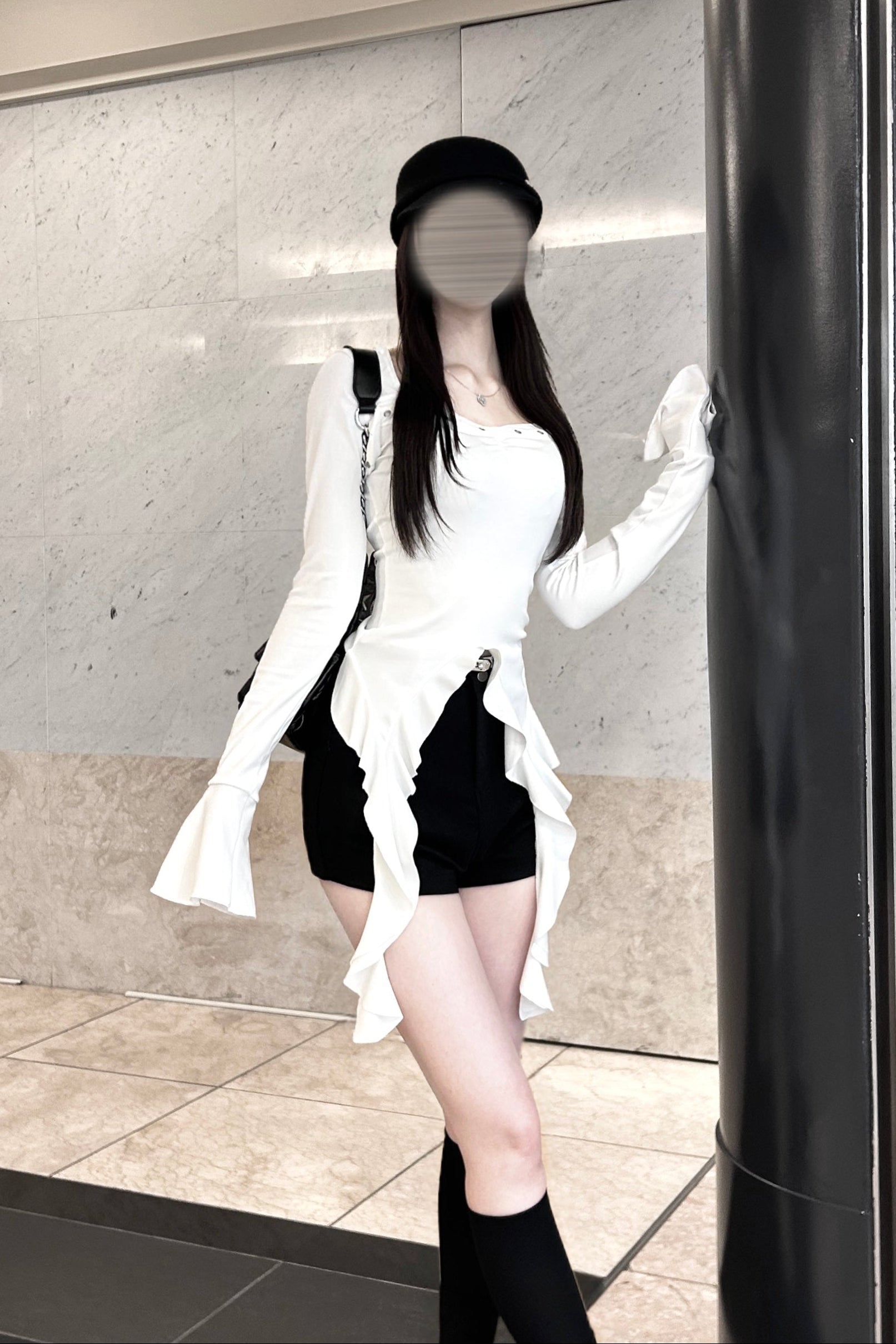 スタッズネックアシメフレアトップス KR13192