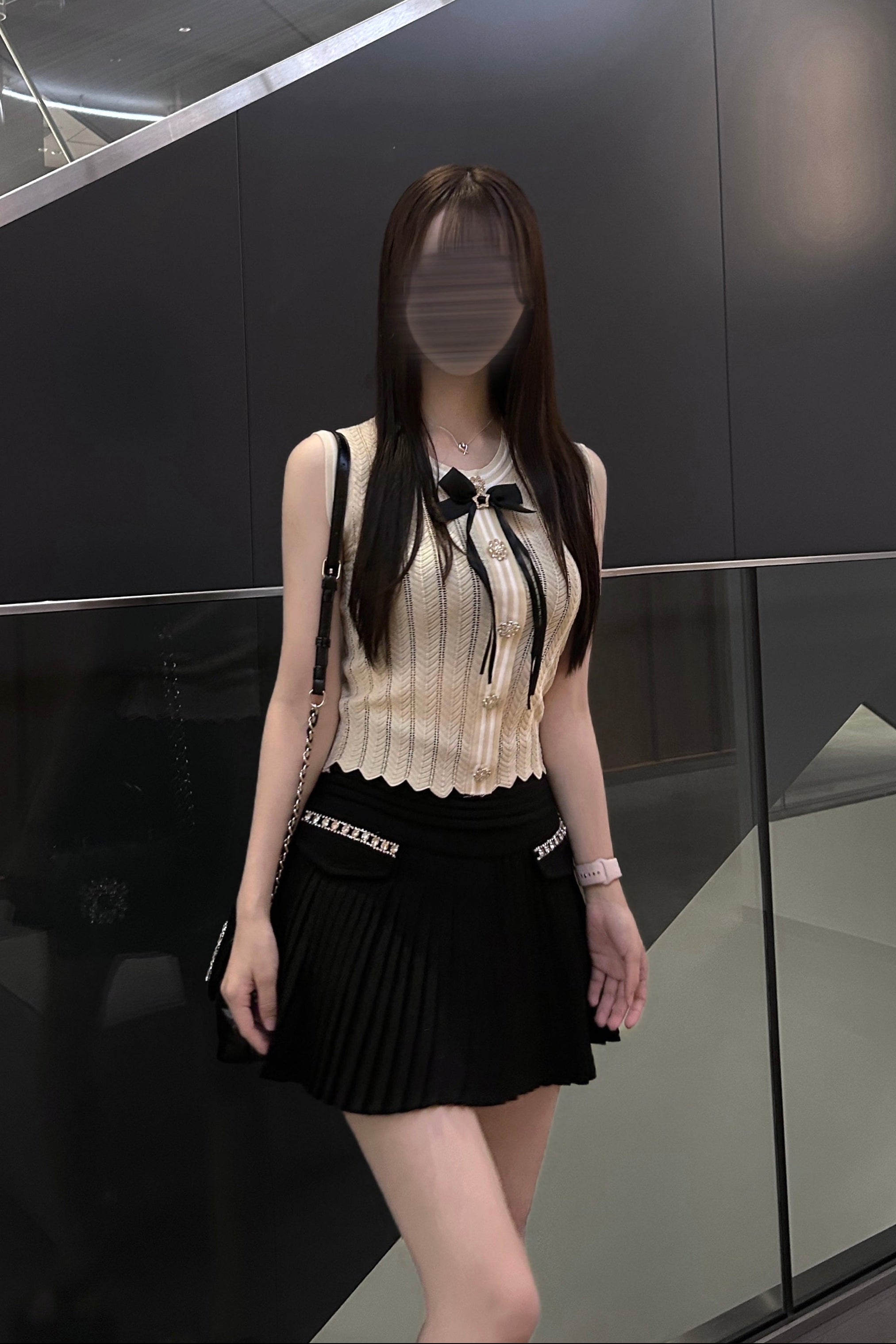 リボンビジューボタンノースリーブニット KR15412